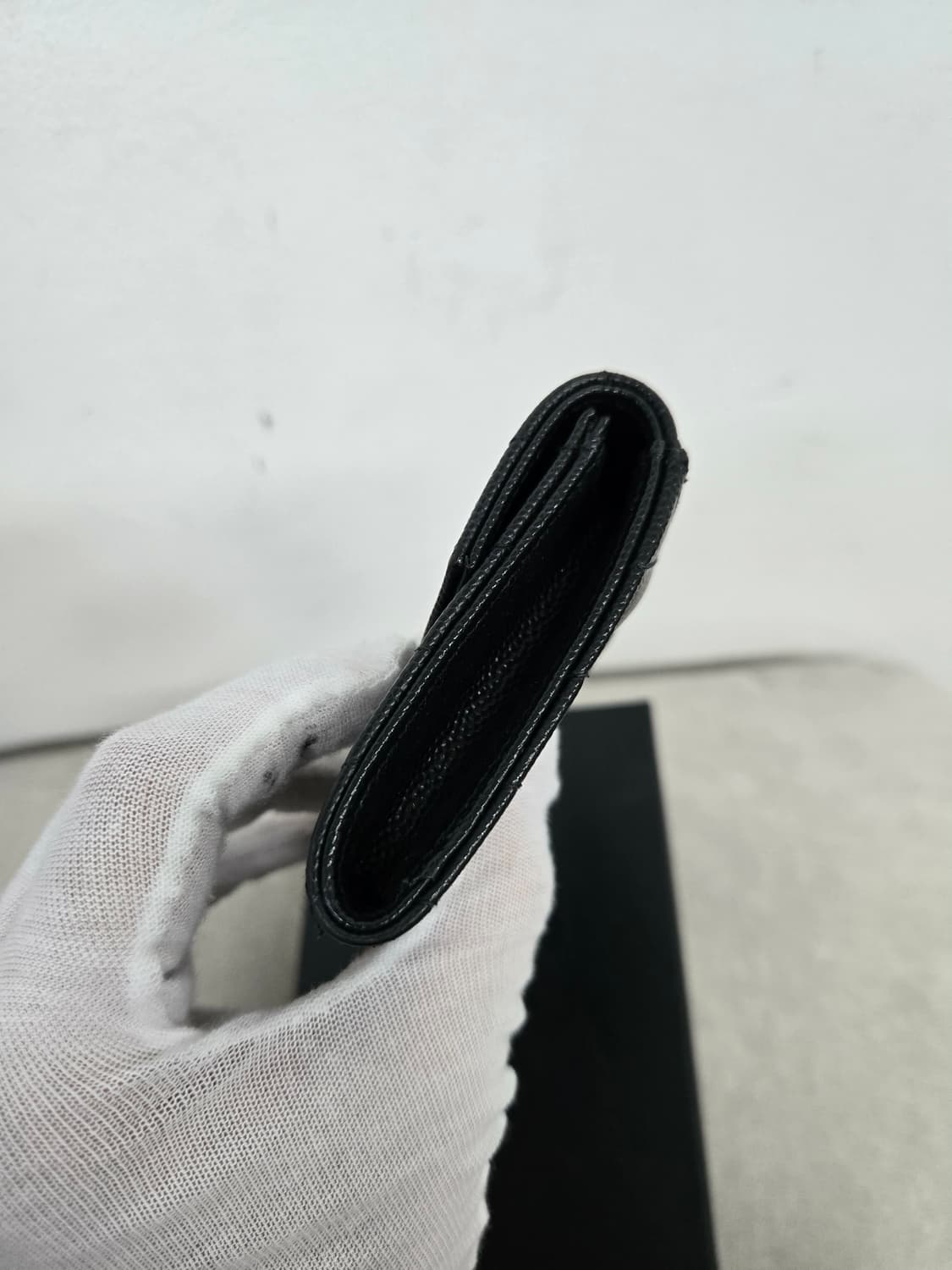 [보증서 정품] 입생로랑 엔벨로프 반지갑 상품이미지3