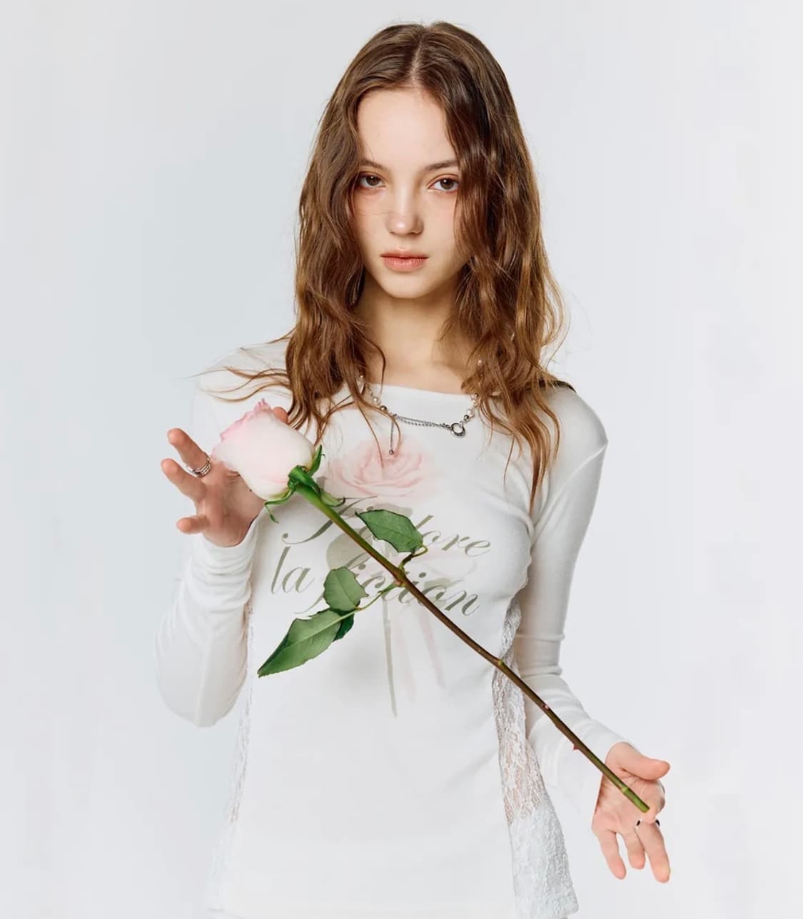 라티젠 레이스 시스루 슬림티 L15 LACE SLIM T-SHIRT 상품이미지1