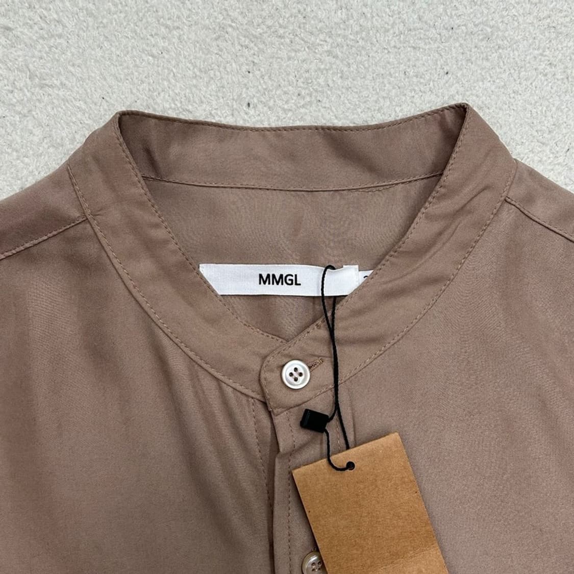 새상품 MMGL 베이지 셔츠 2 상품이미지4