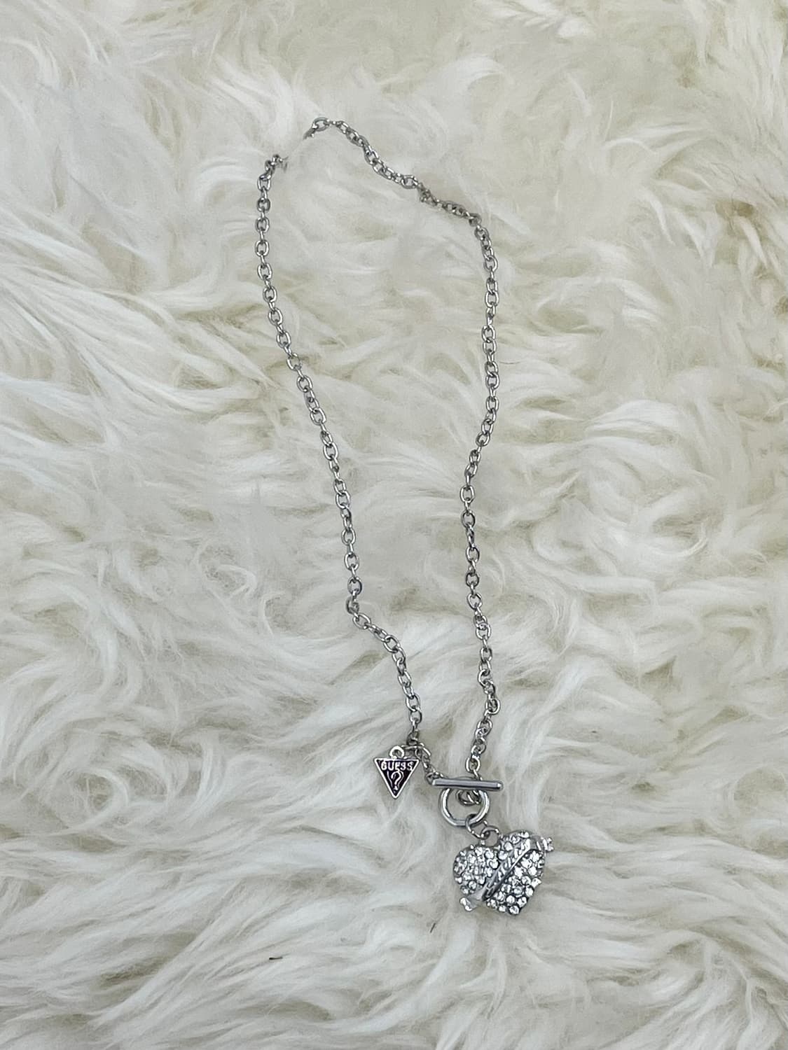 게스 하트 큐빅 토글 네크리스 상품이미지2