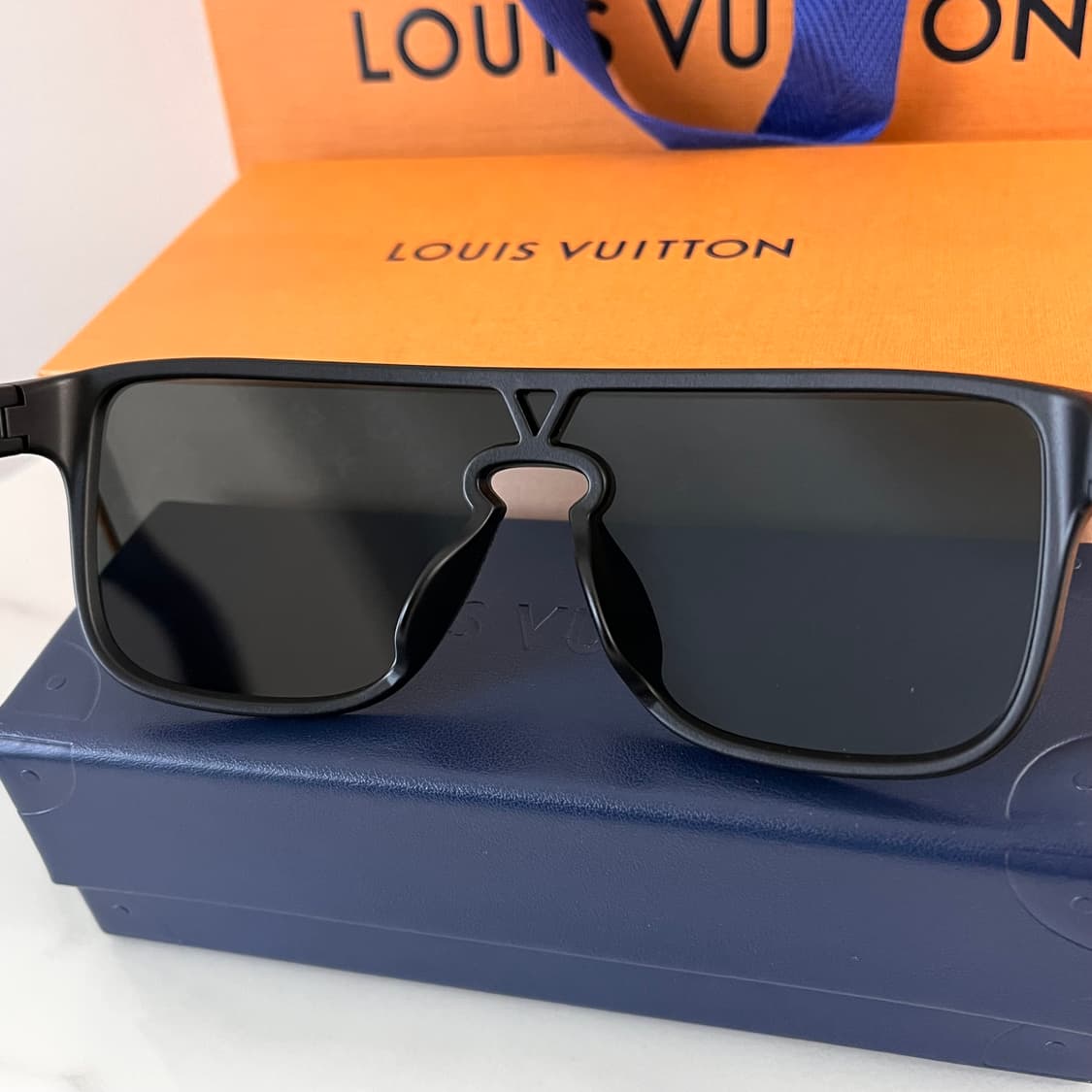 [미사용/정품] 루이비통 LV 와이메아 선글라스 상품이미지3