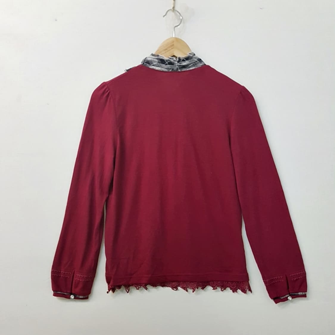 [새상품] axes femme 레이스 리본 티셔츠 버건디 상품이미지4