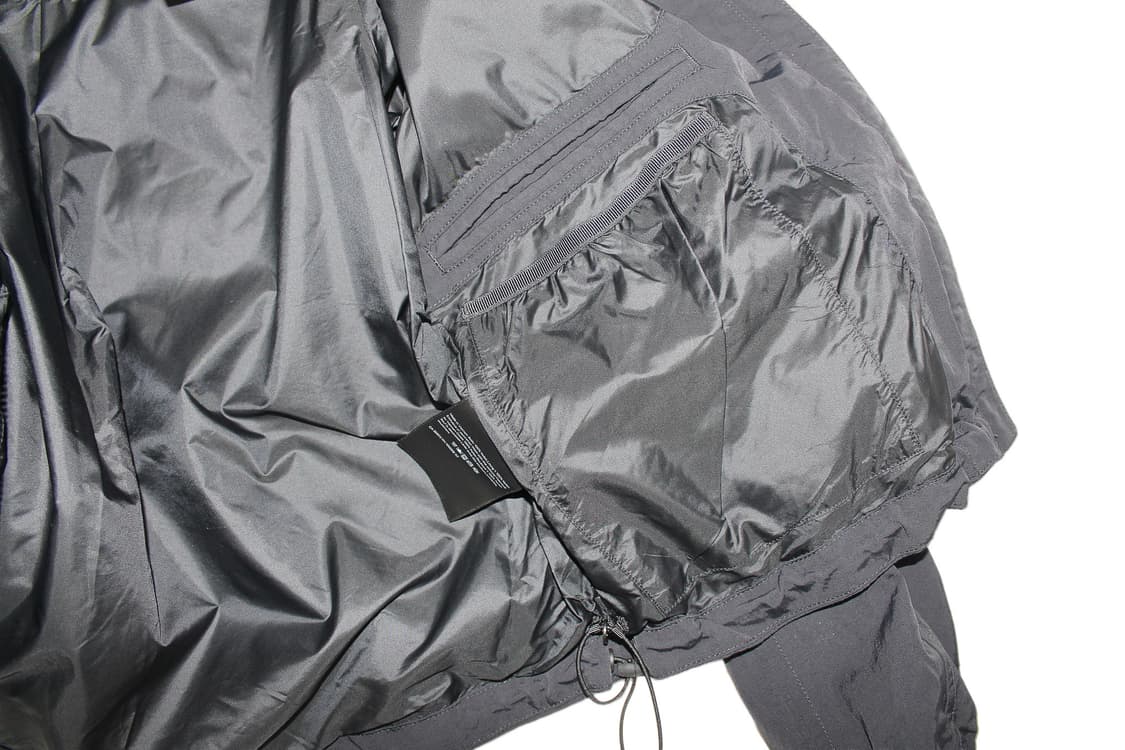 LULULEMON 크롭 테크니컬 나일론 후드 자켓 상품이미지10