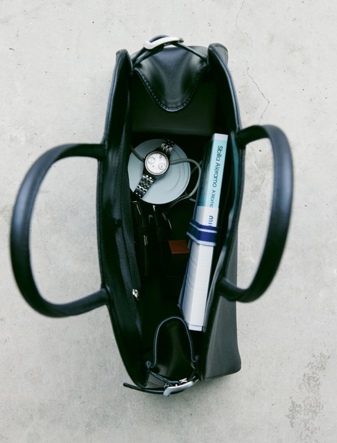 르아보네 무토 백 블랙 muto bag black 상품이미지4