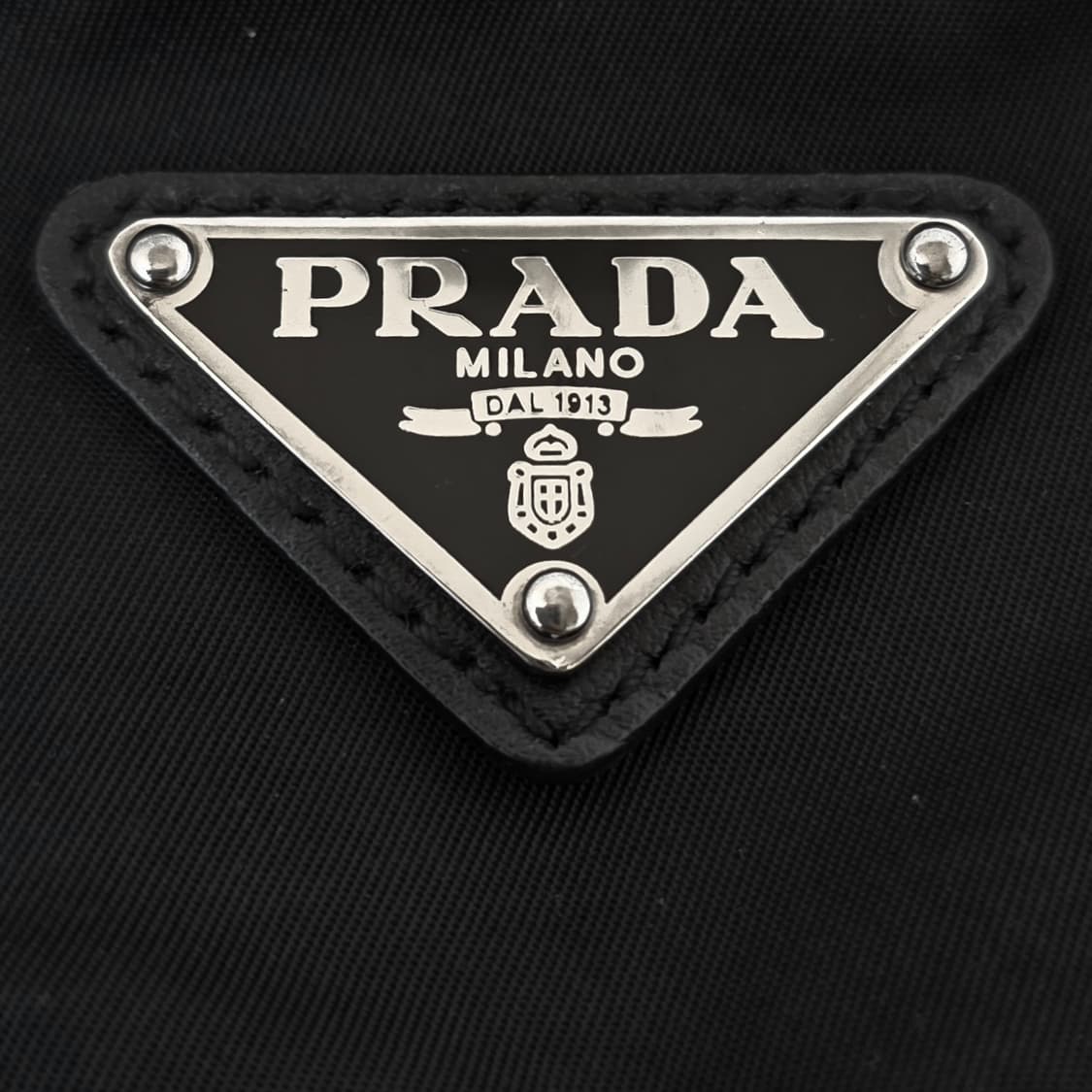 [정품 PRADA] 프라다 투포켓 지퍼 나일론 남성 크로스백 라지 상품이미지2