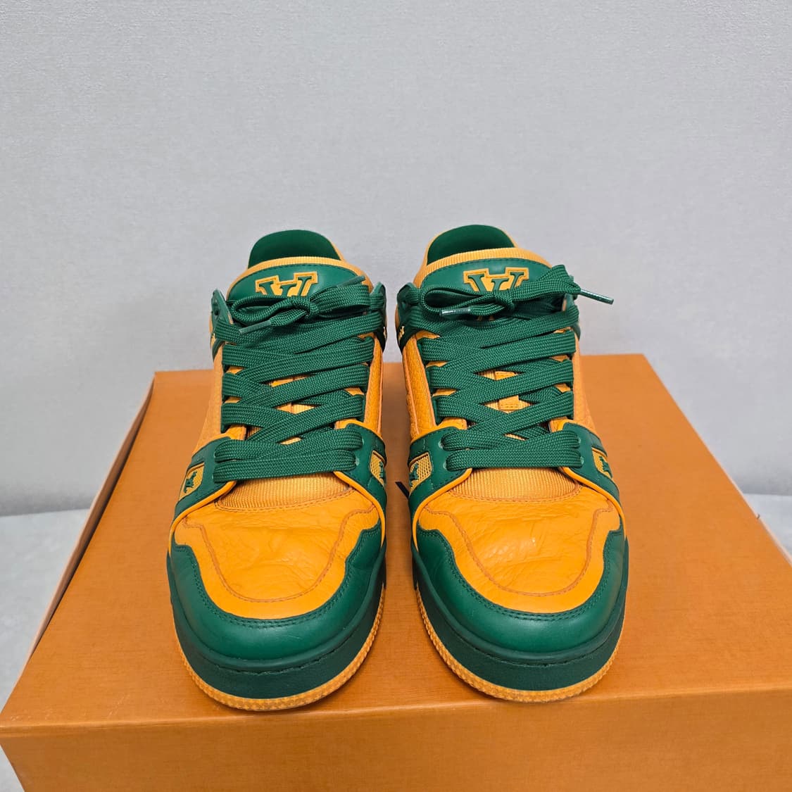 루이비통 트레이너 스니커즈 신발 6사이즈 250 255 그린 오렌지 판매 상품이미지2