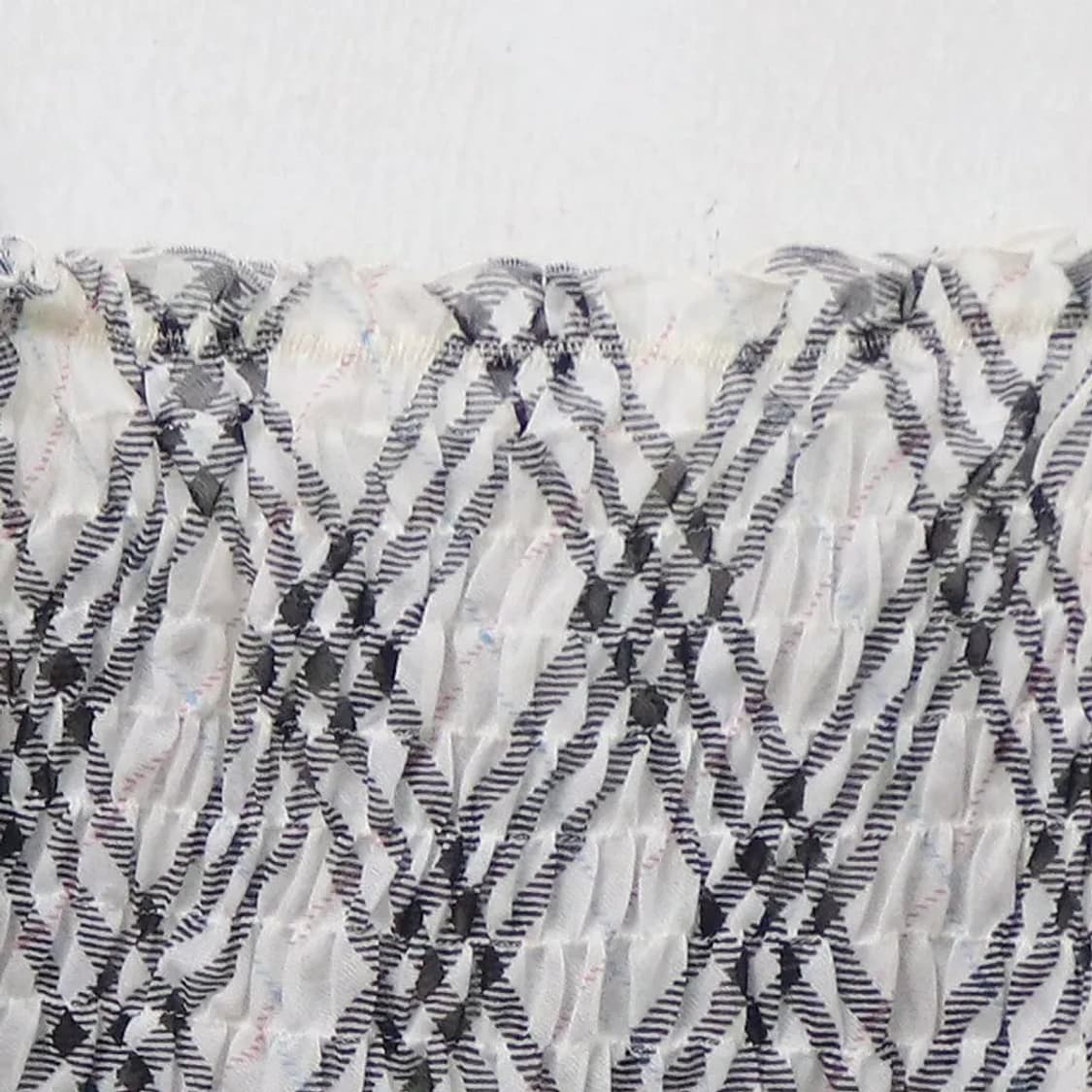 버버리 블루 라벨 스모크 밴딩 슬리브리스 66333 상품이미지5