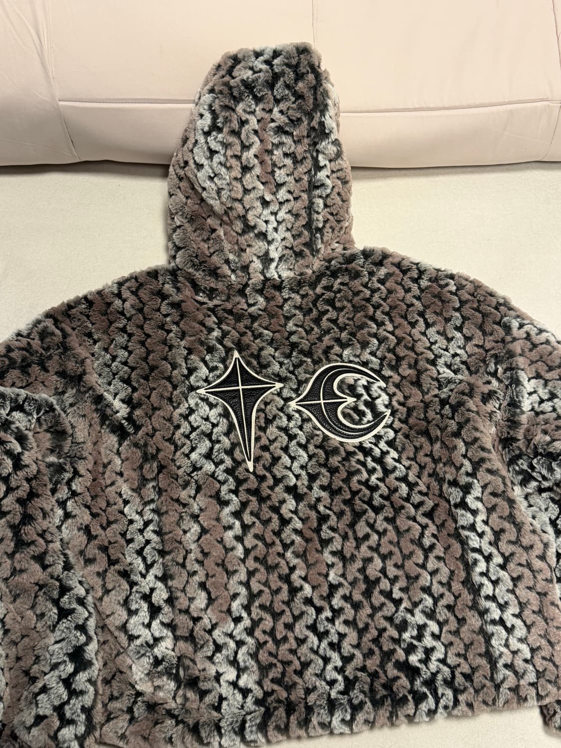 떠그클럽 TC 레더 웨이브 퍼자켓 아이보리 상품이미지2