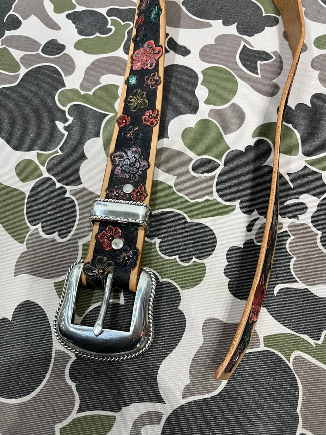 JPN 오리엔탈 플라워 레더 벨트 상품이미지3