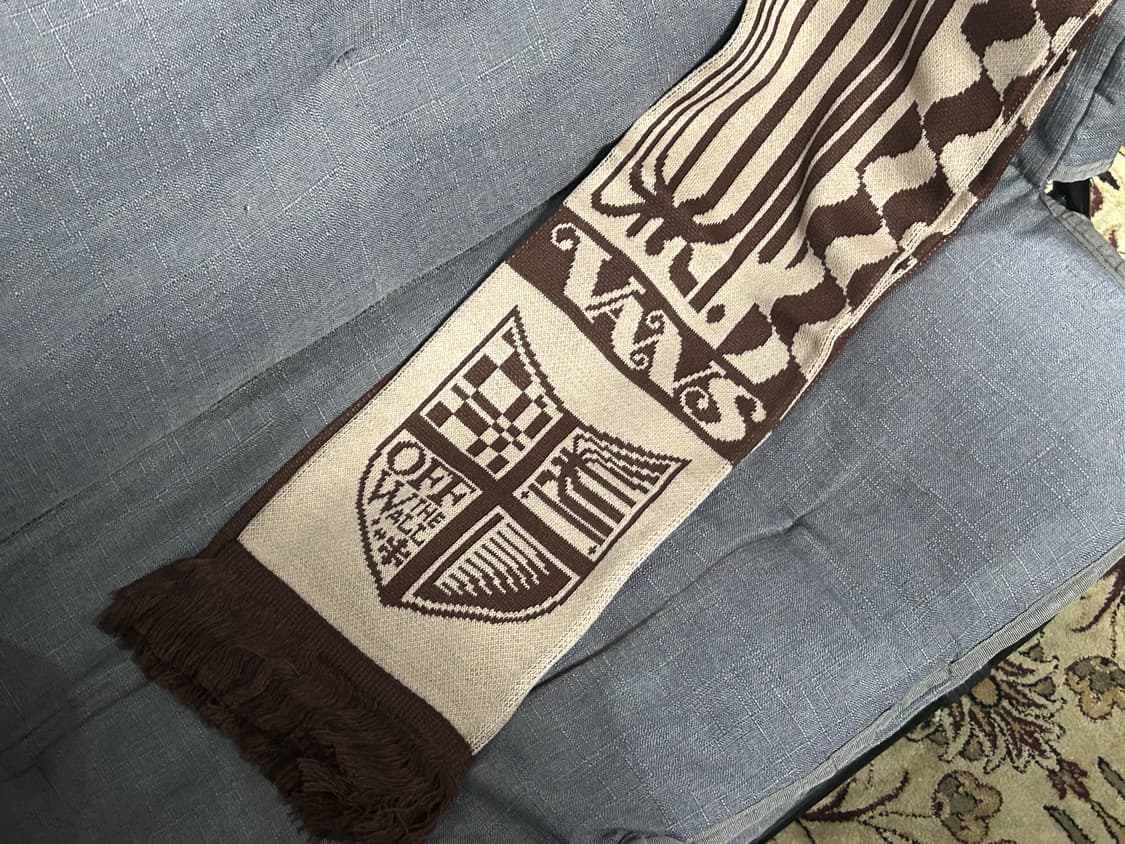 VANS x 레어버스 성수 콜라보 머플러 브라운베이지 상품이미지4