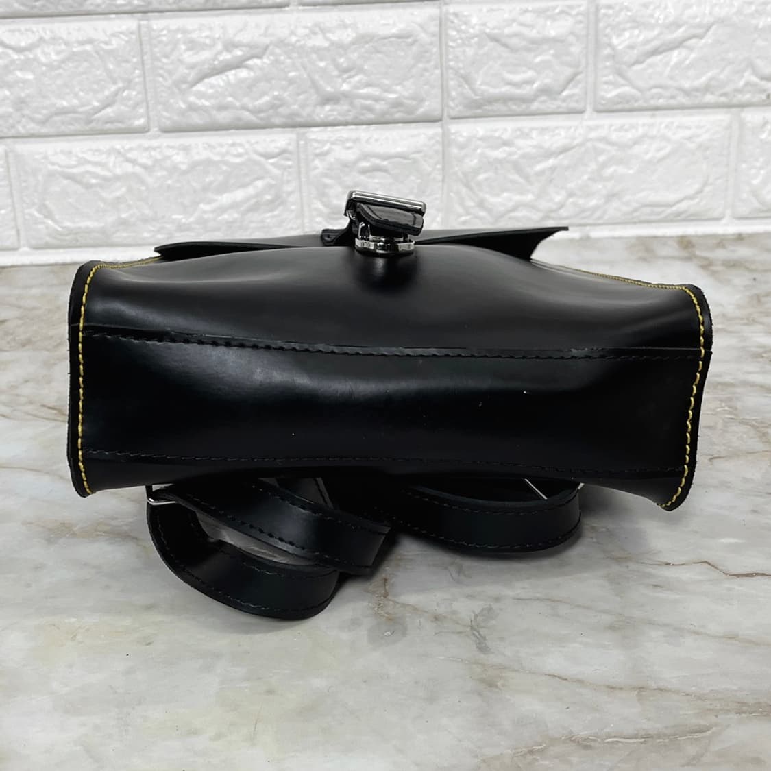 닥터마틴 블랙 미니 백팩 여자 가방 상품이미지4