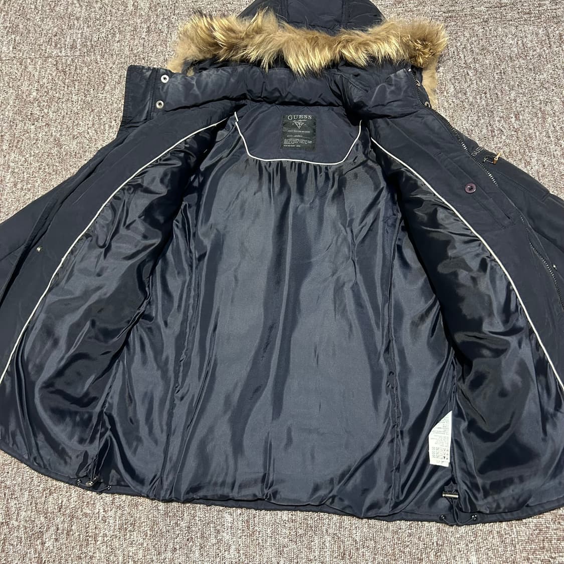 M) GUESS 게스 패딩 점퍼  상품이미지3