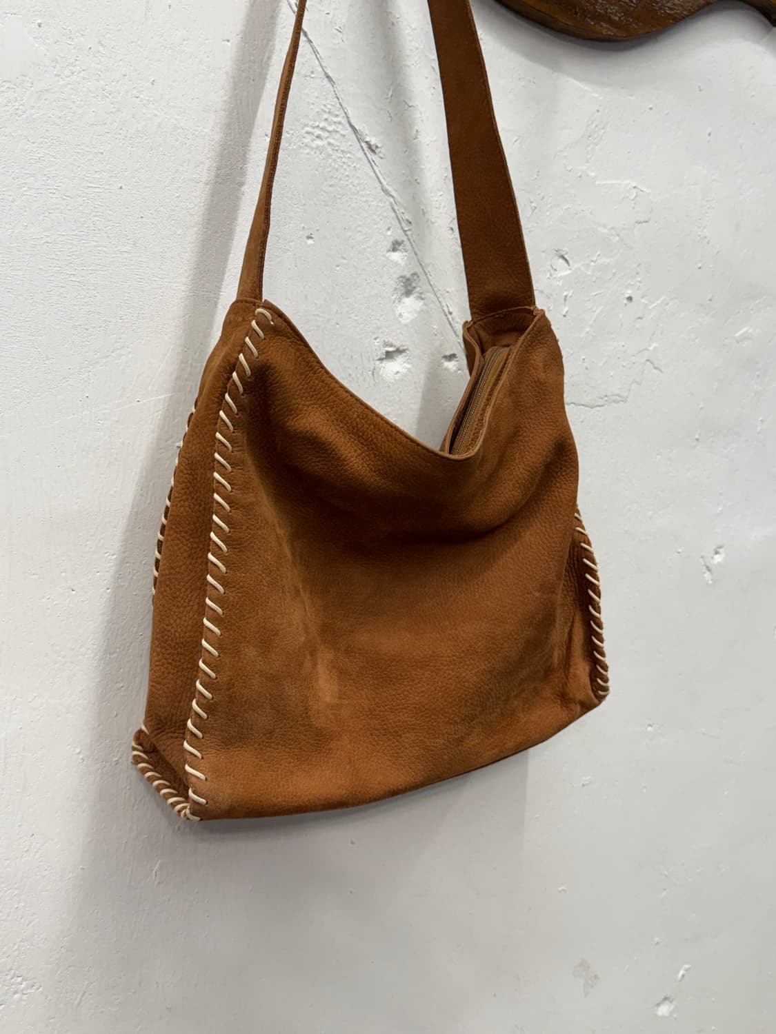 Italy Stitch Leather Hobo Bag 상품이미지1