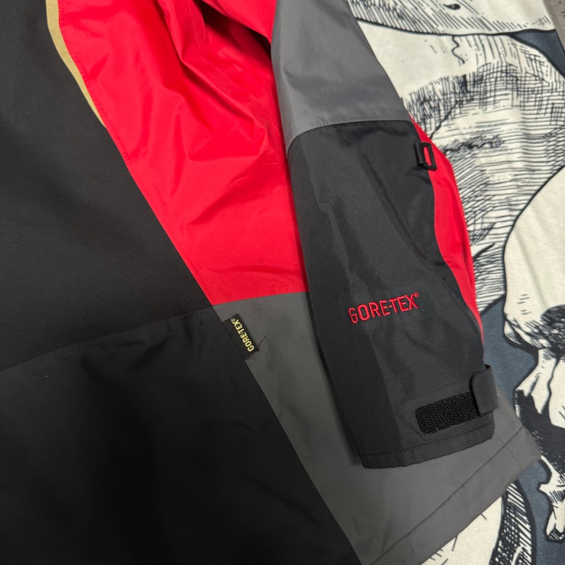 몽벨 고어텍스 바람막이 105사이즈  상품이미지8