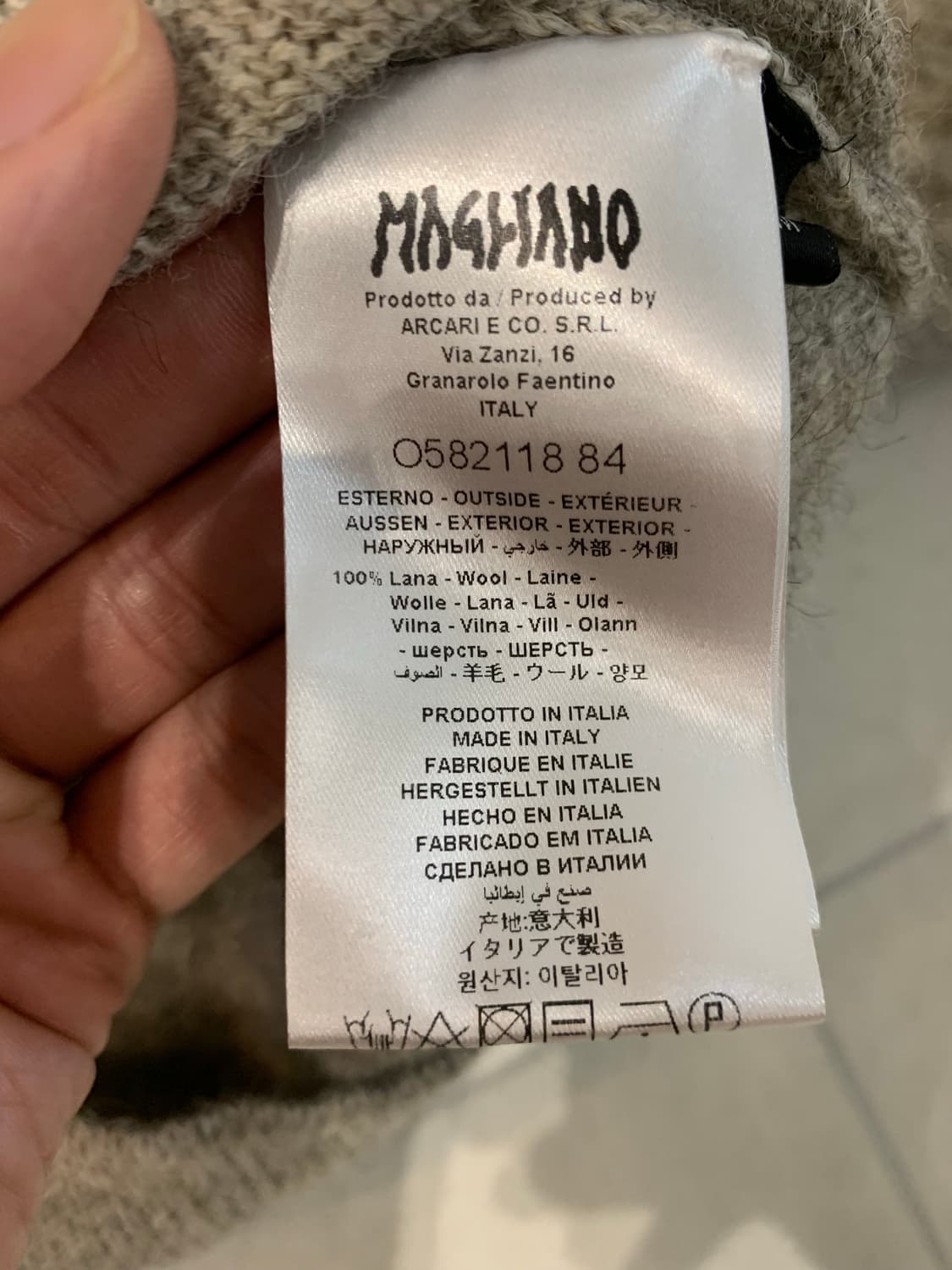 마리아노 트위스트 울 데미지 니트 상품이미지4