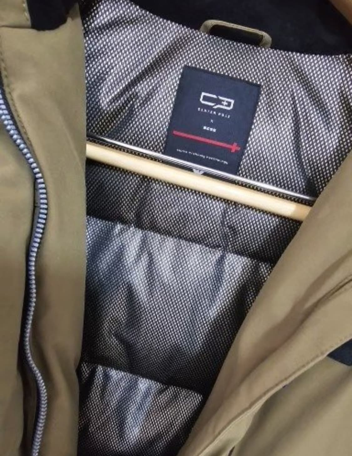 알피나 베어트랙 천연여우털  거위솜털90% 카키색 패딩 90 상품이미지5