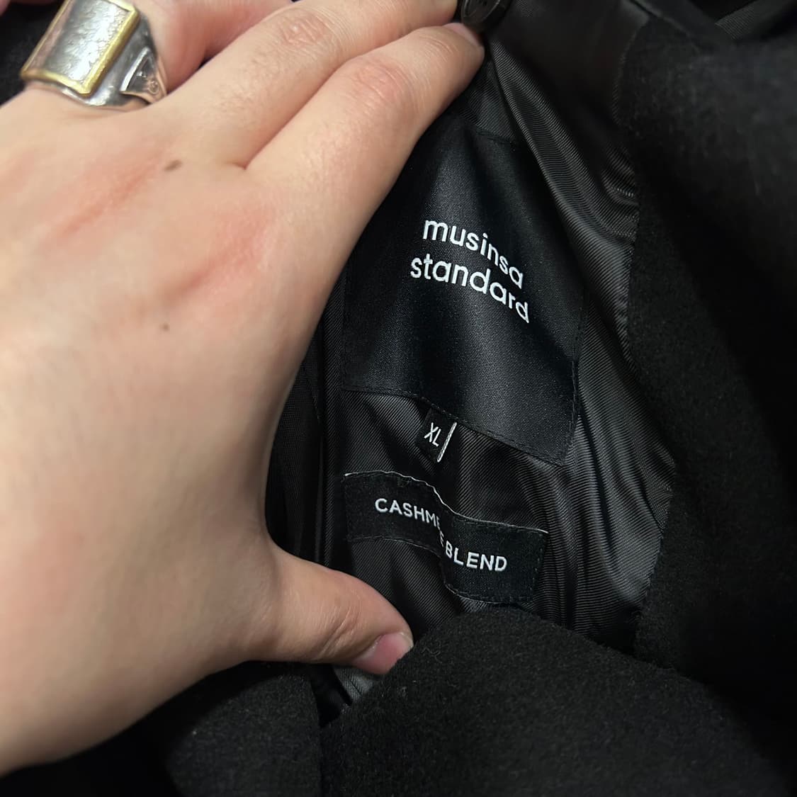 무신사스탠다드 케시미어블랜드 더블버튼 롱코트 상품이미지3
