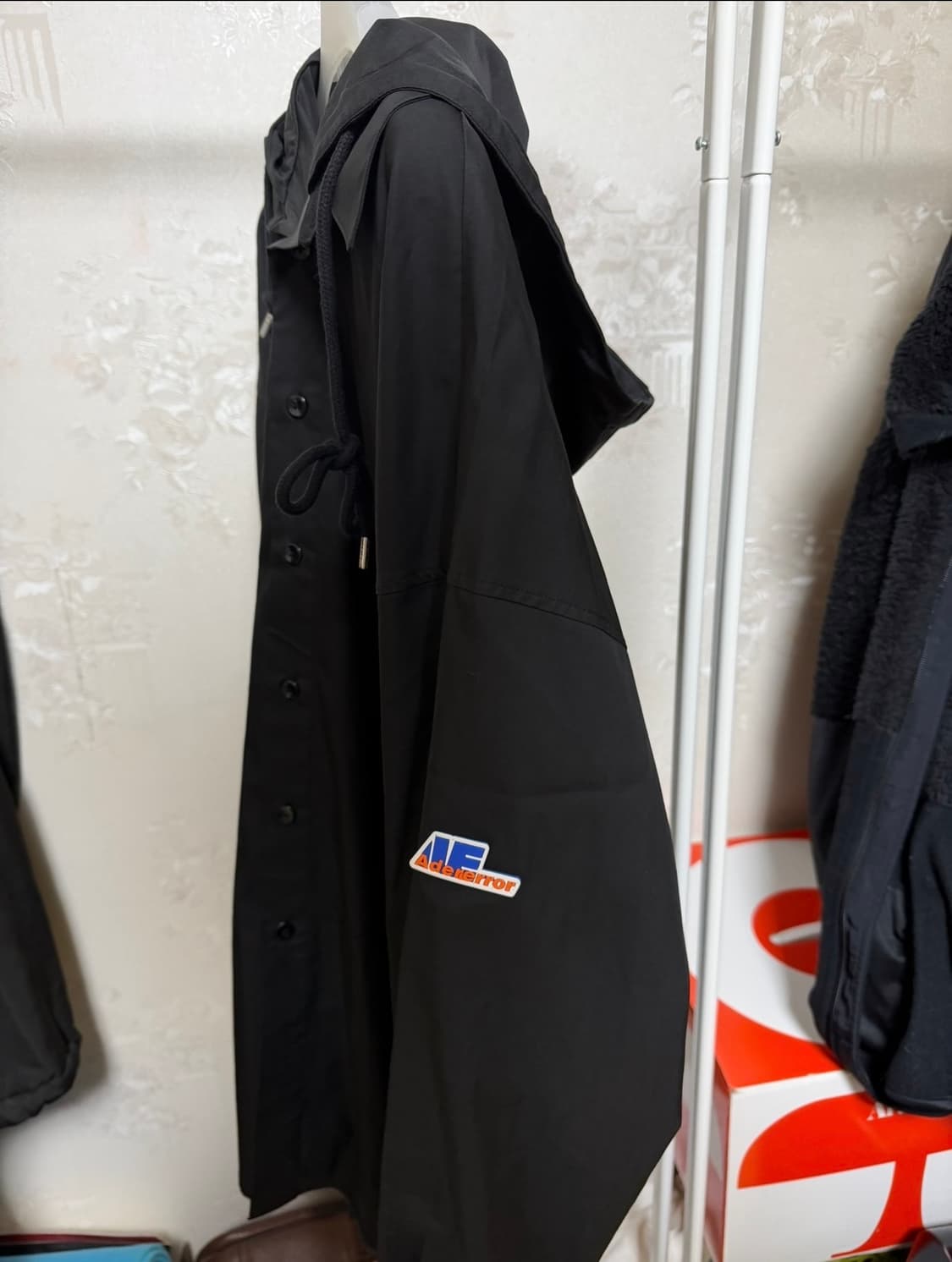 아더에러 chuck shirt noir 상품이미지4