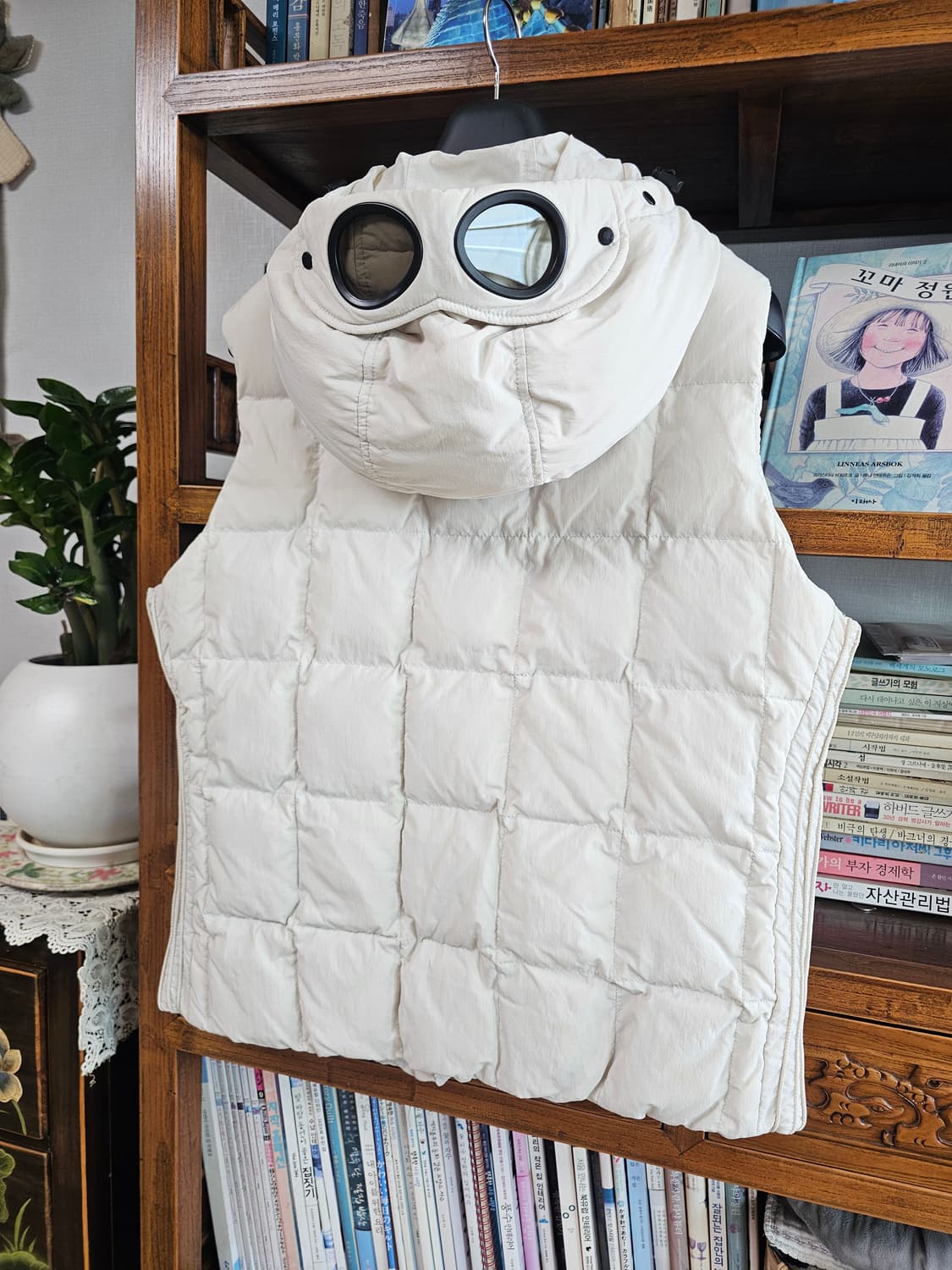 정품 씨피 CP컴퍼니 고글 패딩 조끼 100 팔아요 자켓 상품이미지1