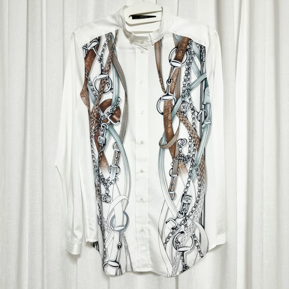 구찌 시그니처패턴 실크100 블라우스 (55~날씬66/38) 상태최상 상품이미지1