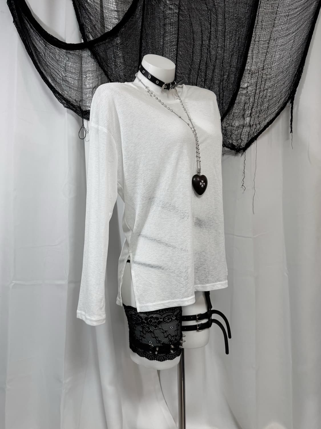 white t-shirt 상품이미지2