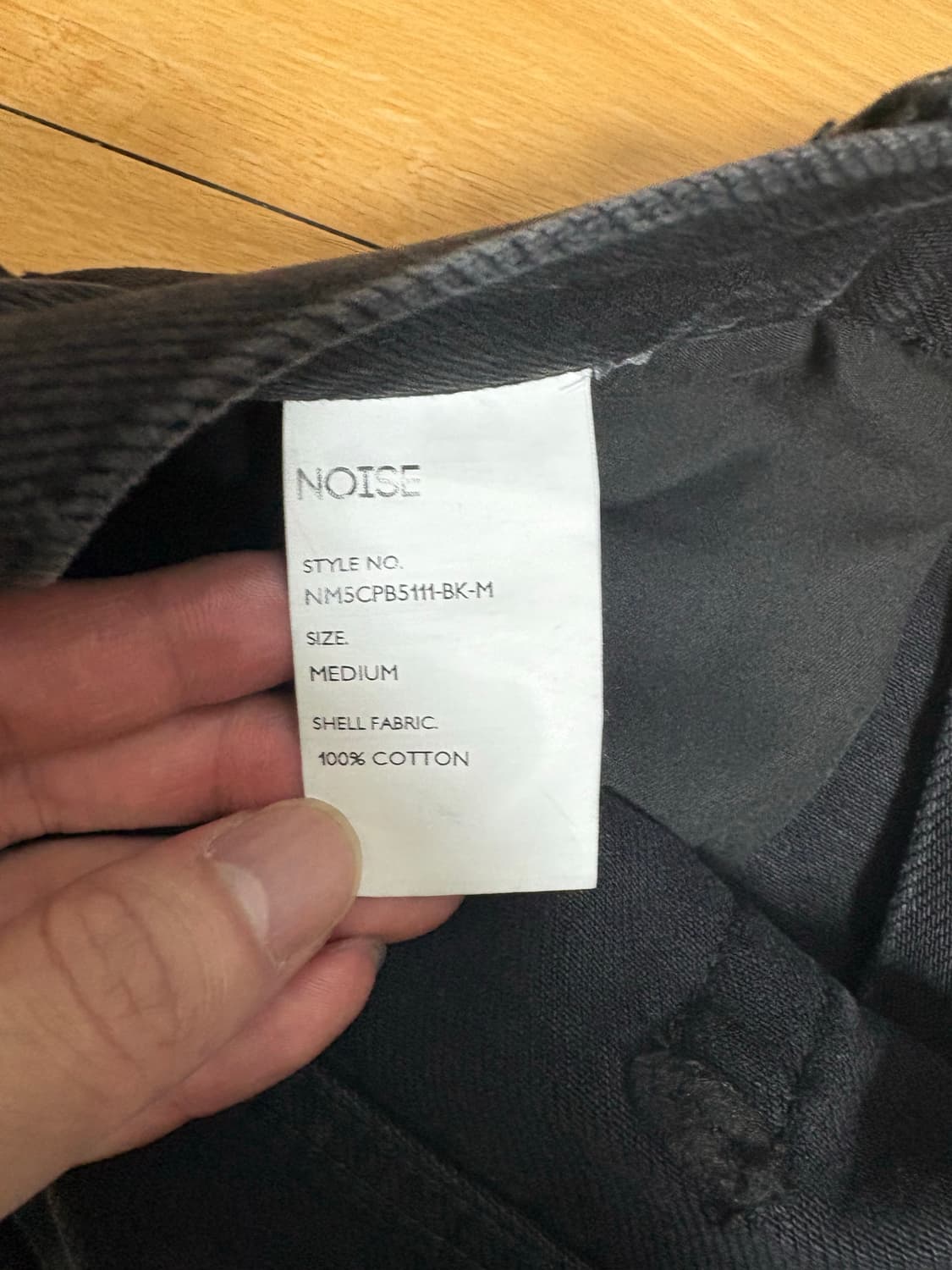 노이즈 워시드 딥 커브드 데님 팬츠 - 블랙 상품이미지3