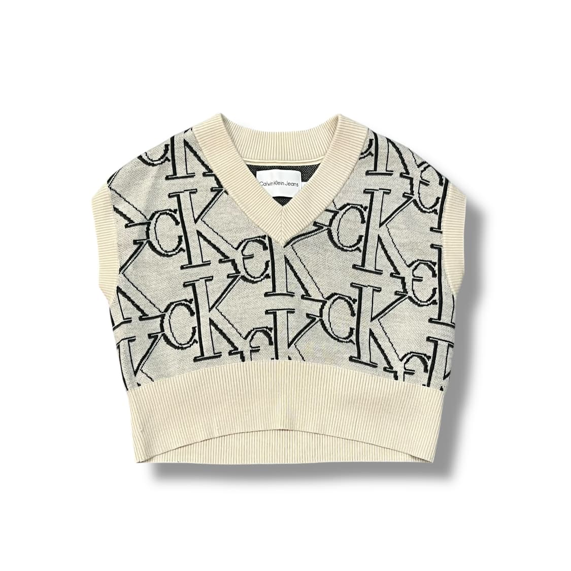  캘빈클라인 진스 로고 브이넥 니트 베스트 y14395 상품이미지2