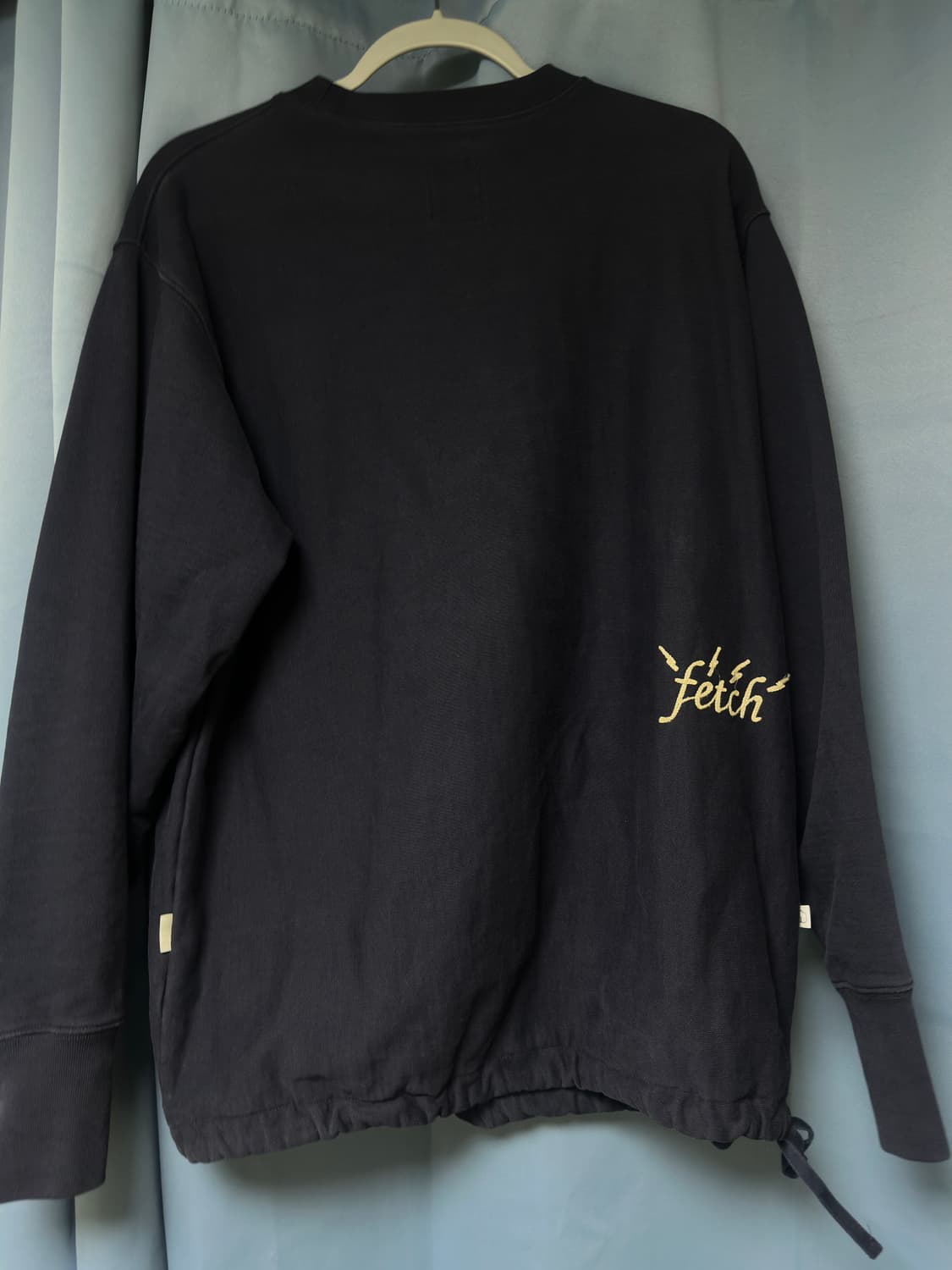 fetch 네이비 맨투맨 상품이미지3