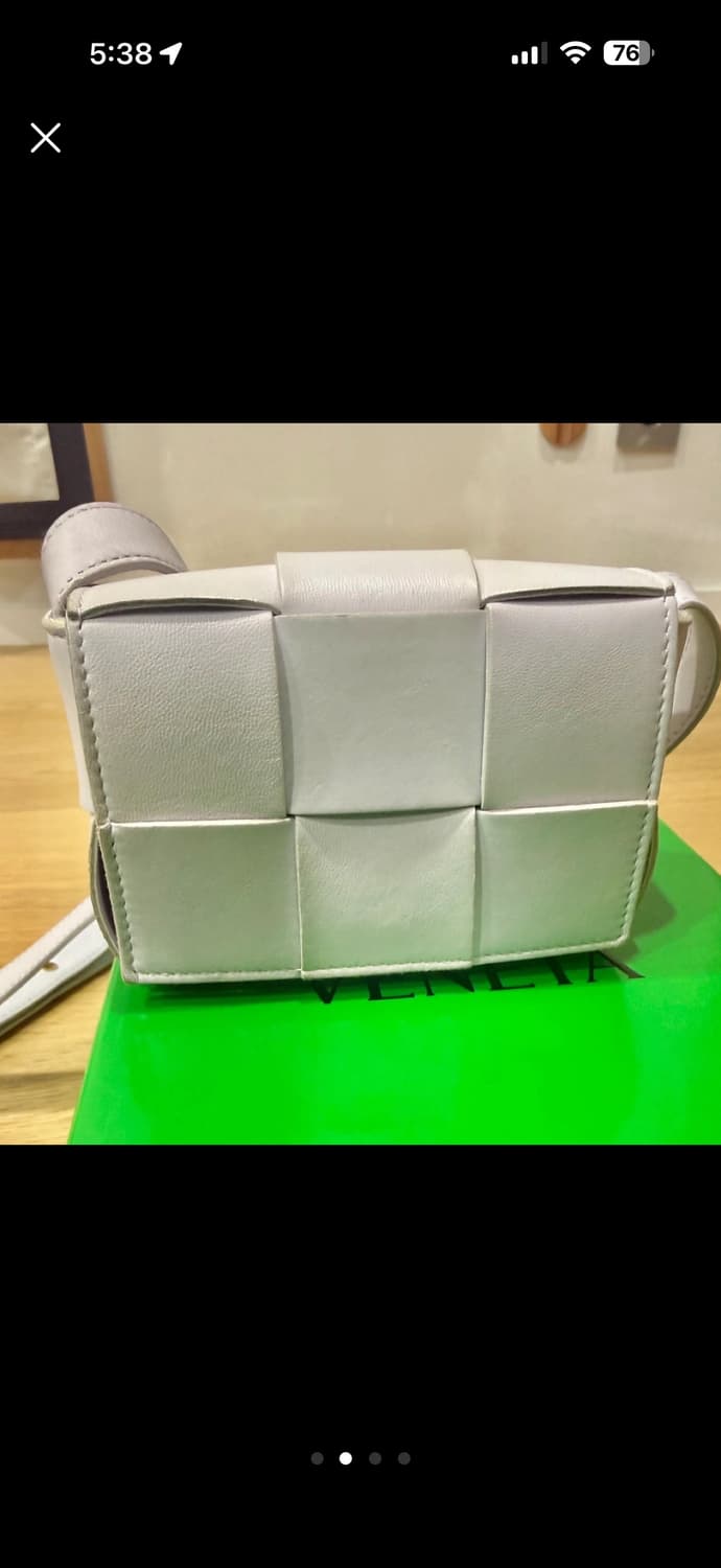 보테가베네타 미니 카세트백 한정판 연보라 파스텔 라벤더 상품이미지2