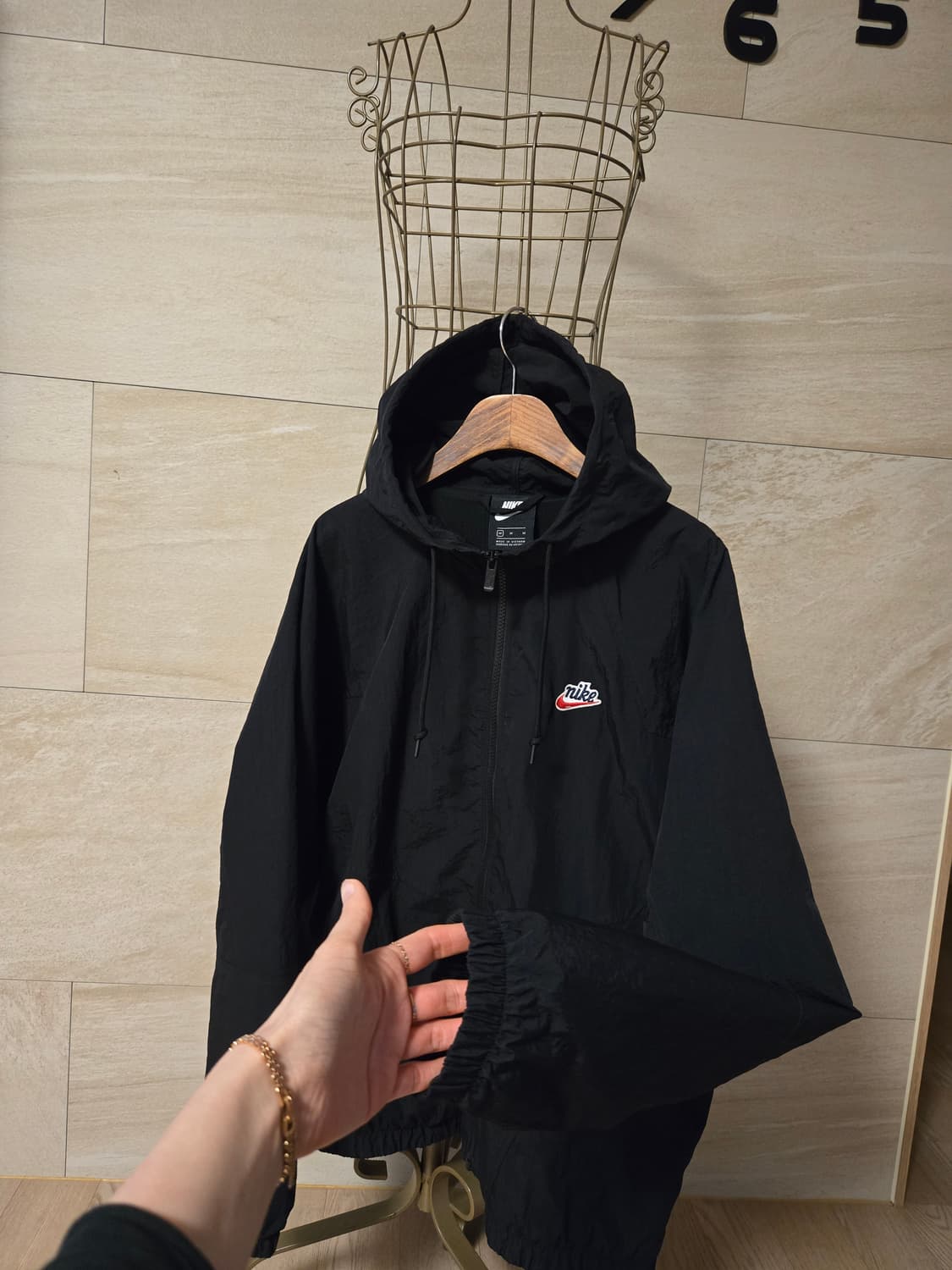 [m] 나이키 남성 후드 바람막이 자켓 런닝복 상품이미지4