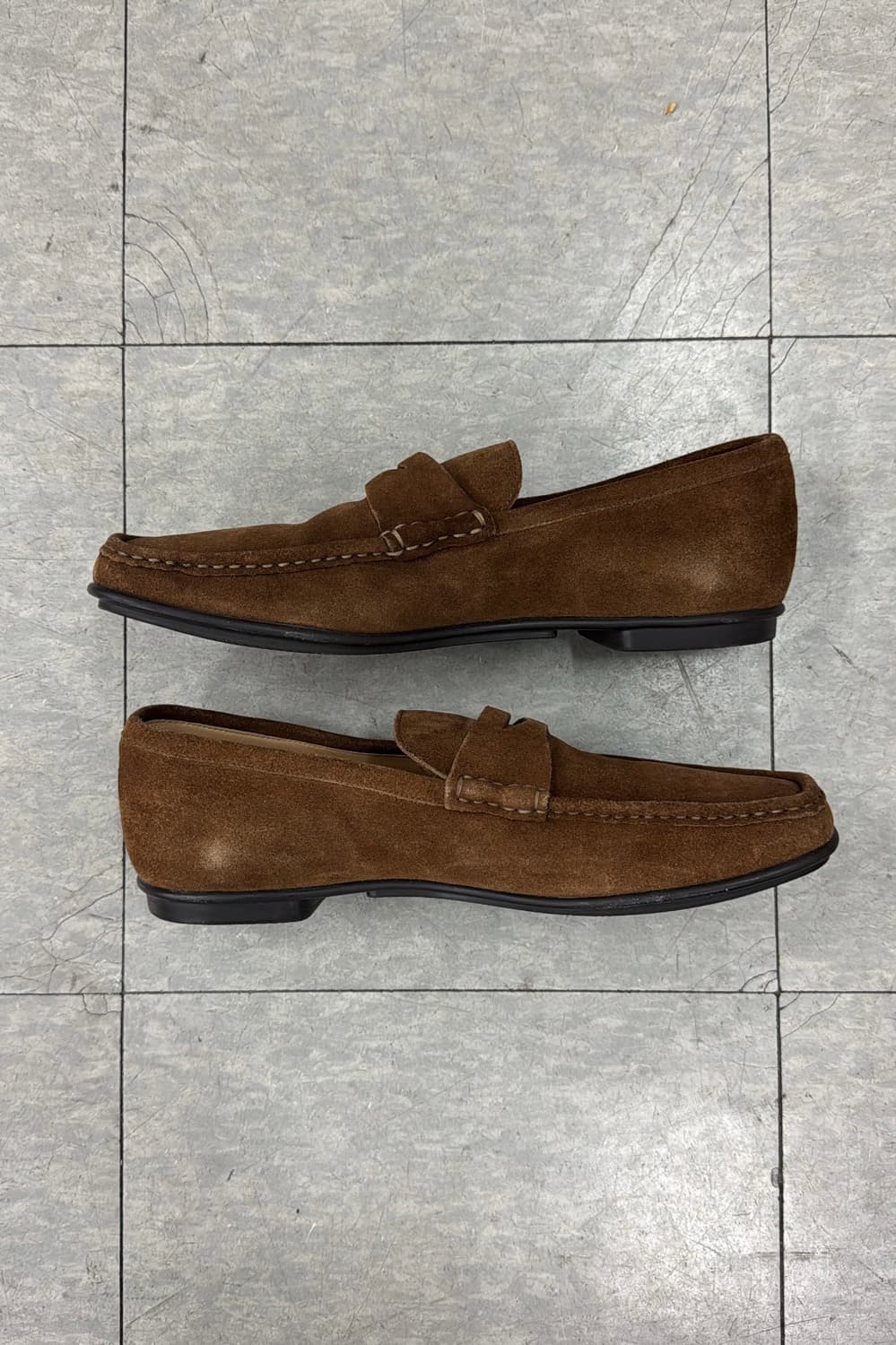 프라다 아카이브 스웨이드 로퍼 상품이미지4