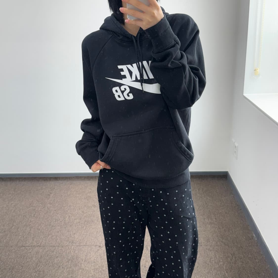 Nike 나이키 빅로고 블랙 후드티 상품이미지1