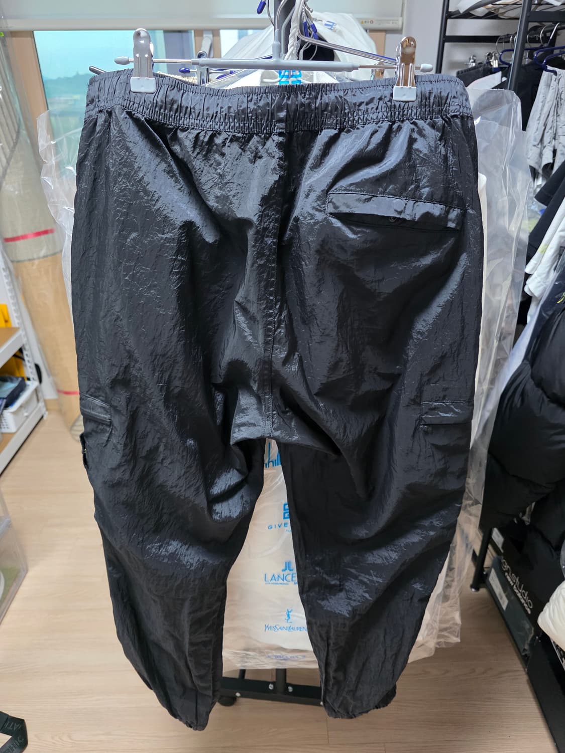 스톤아일랜드 나일론메탈 카고조거 팬츠 상품이미지2