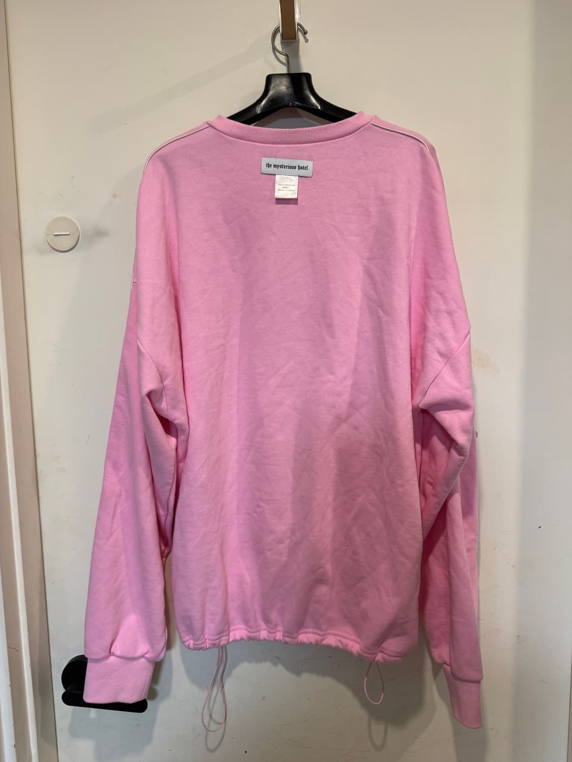 더미스테리어스호텔 맨투맨 상품이미지2