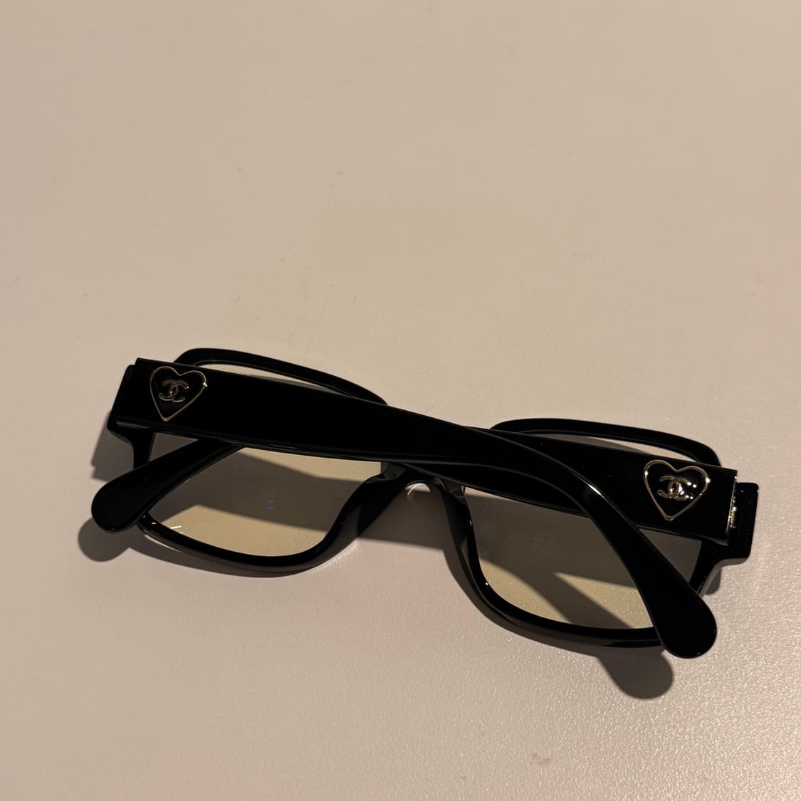 지디착) 샤넬 하트 로고 블루 라이트 안경 블랙 상품이미지5