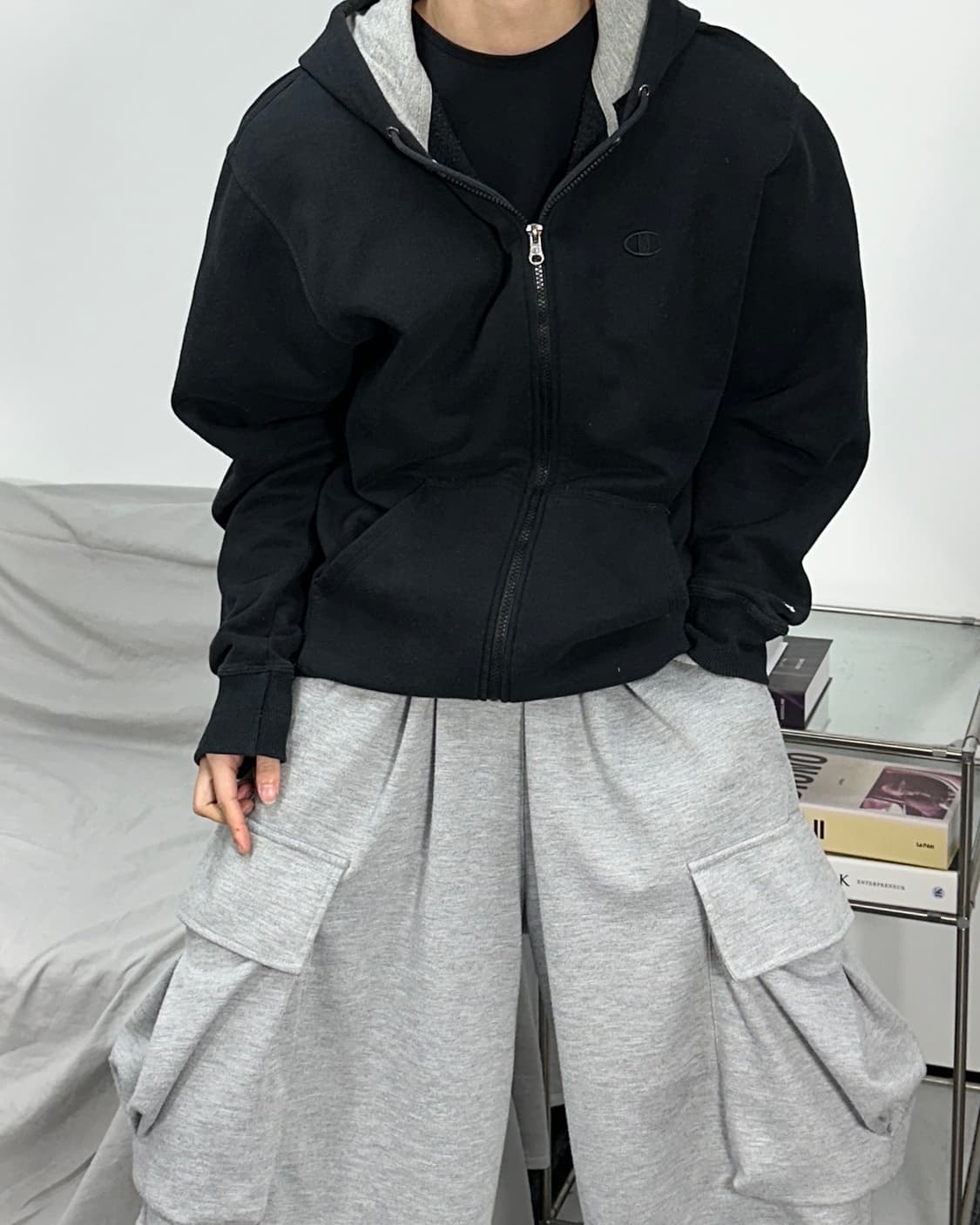 챔피온 자수로고 블랙 후드집업 XL 상품이미지2