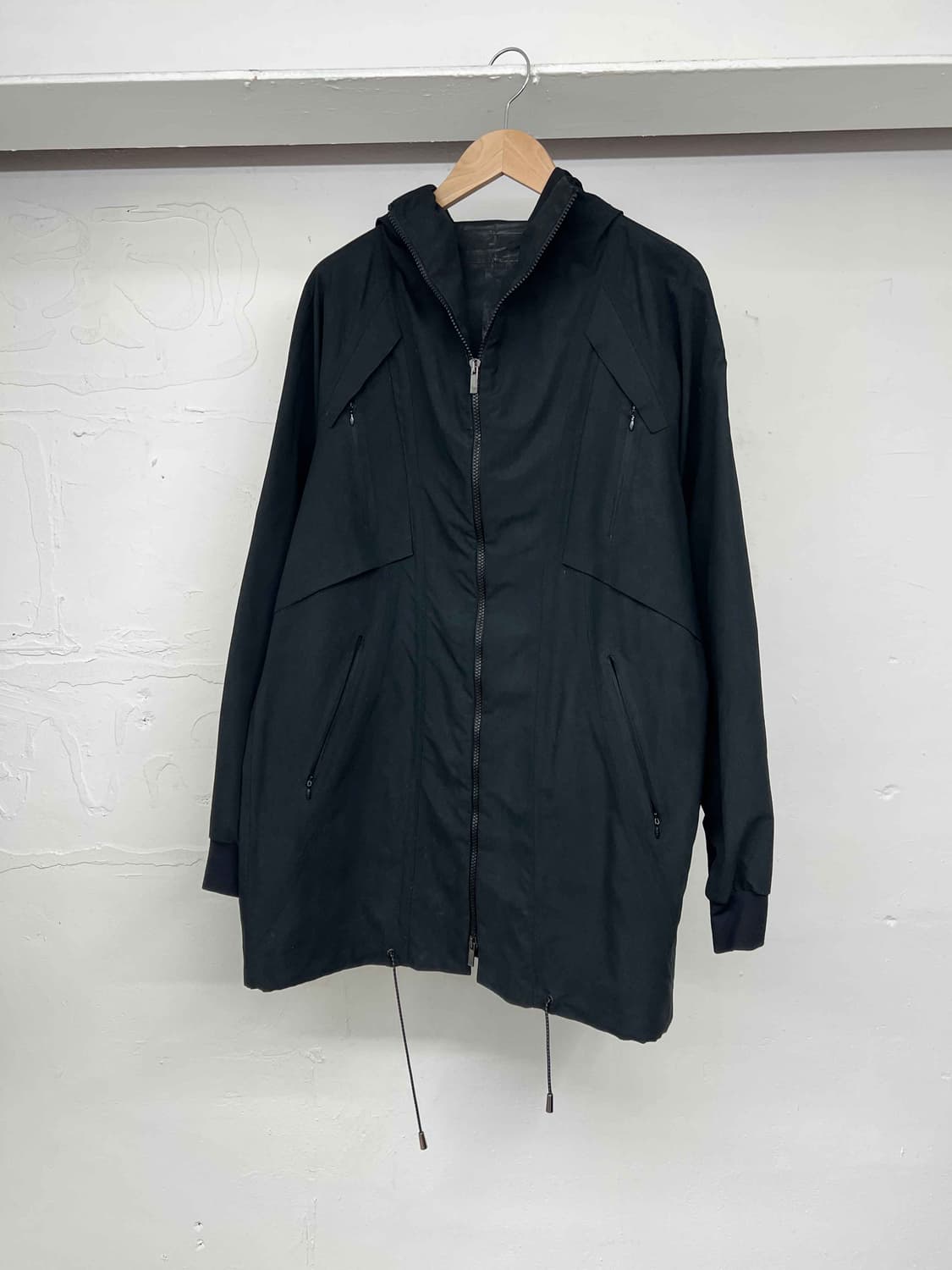 엠포리오 아르마니 테크니컬 집업 파카 상품이미지1