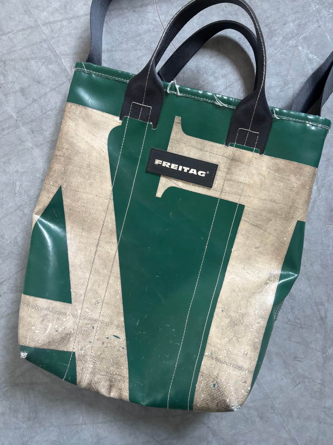 Freitag 프라이탁 F202 그린 컬러 숄더백 상품이미지4
