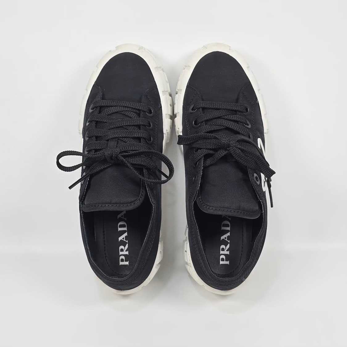 프라다 나일론 개버딘 휠 스니커즈 ( 250 ) 상품이미지6