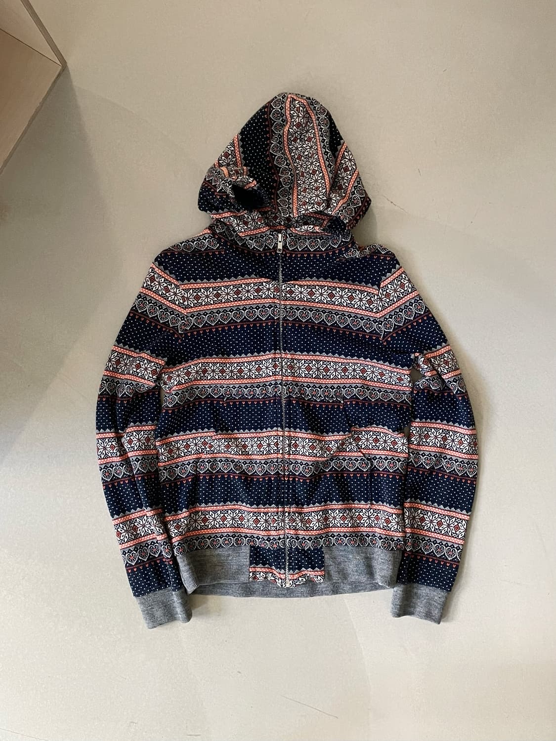 스나오 쿠와하라 후드집업 상품이미지1