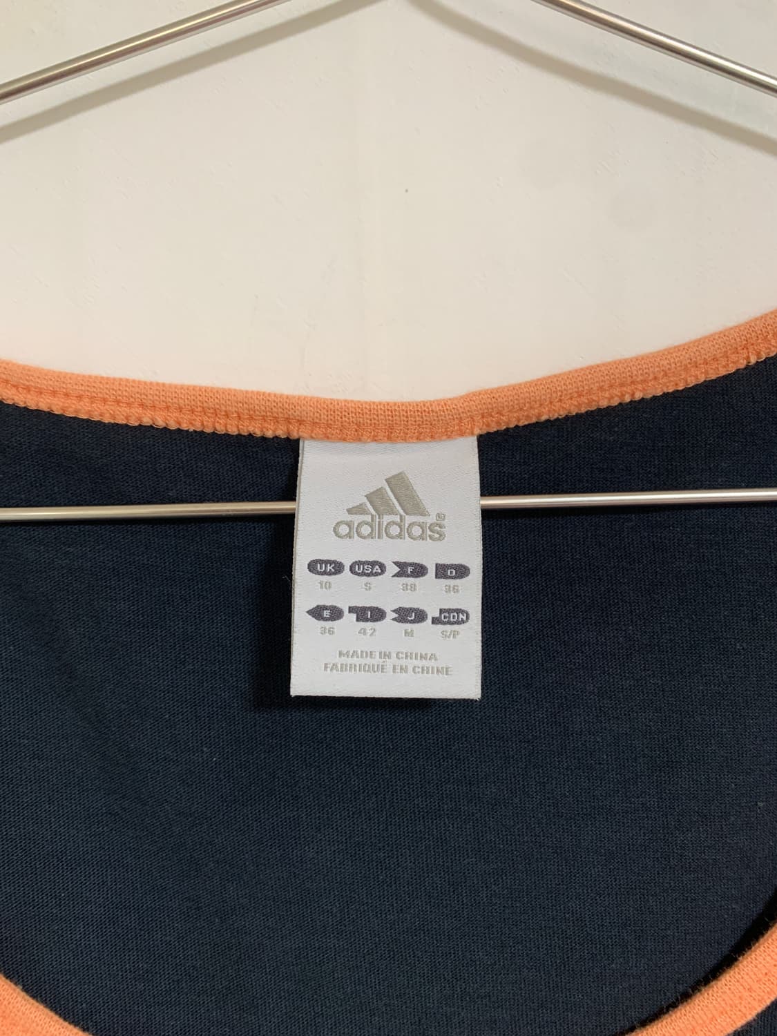 adidas Vintage Black Tank Top with Orang 상품이미지5