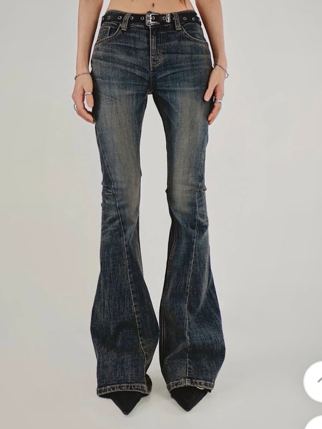 Ootj 데님 절개 부츠컷 미드라이즈 L 상품이미지1