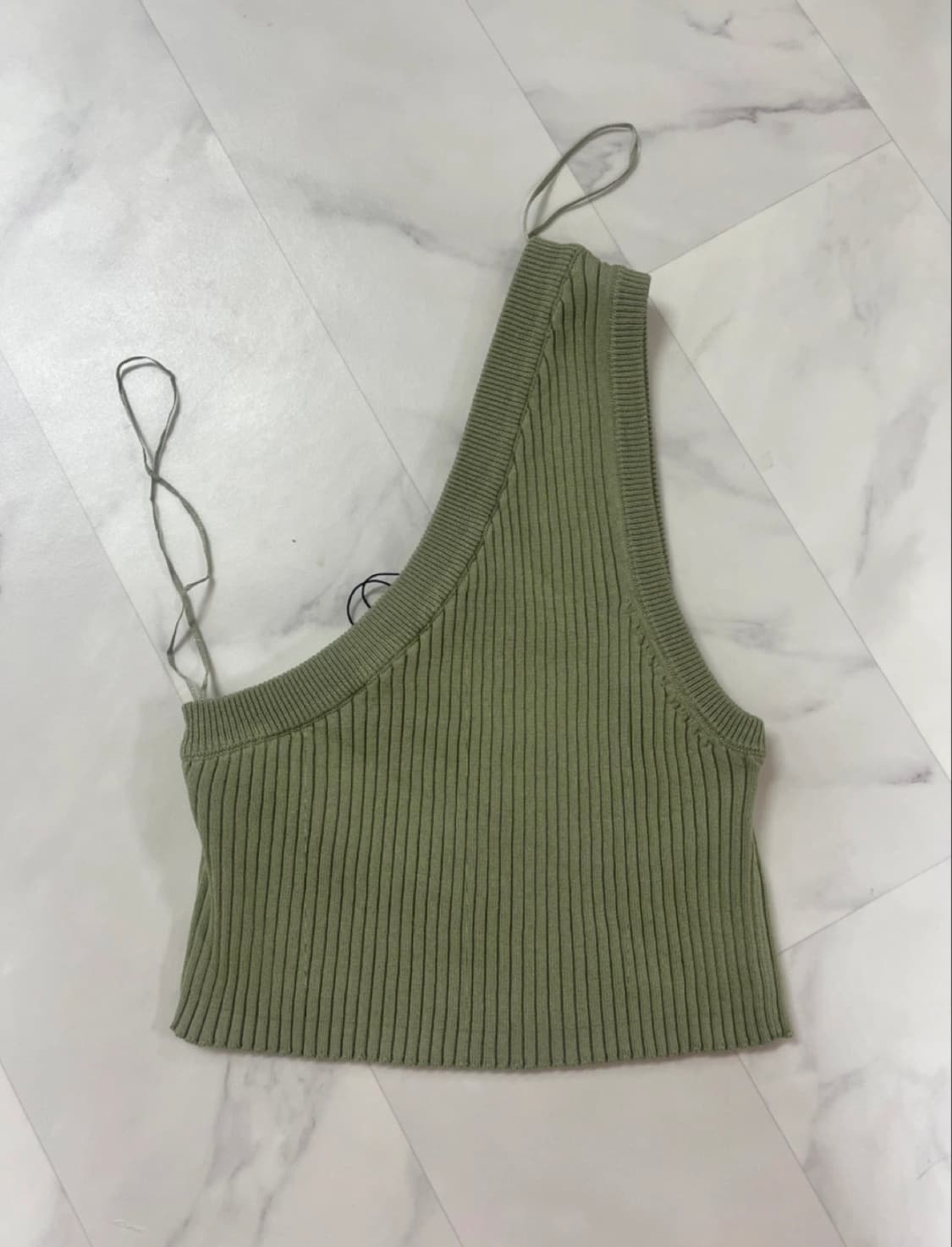 자라 원숄더 니트 상품이미지1