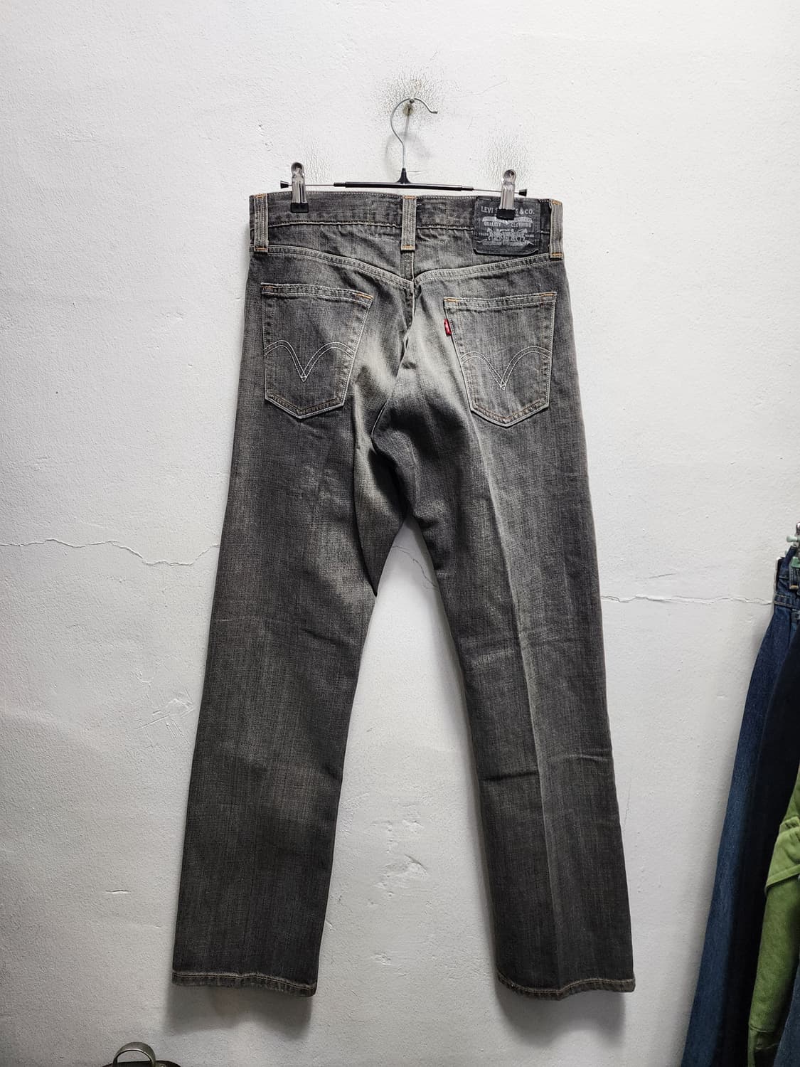 리바이스 514 빈티지 흑청 데님 팬츠 상품이미지1