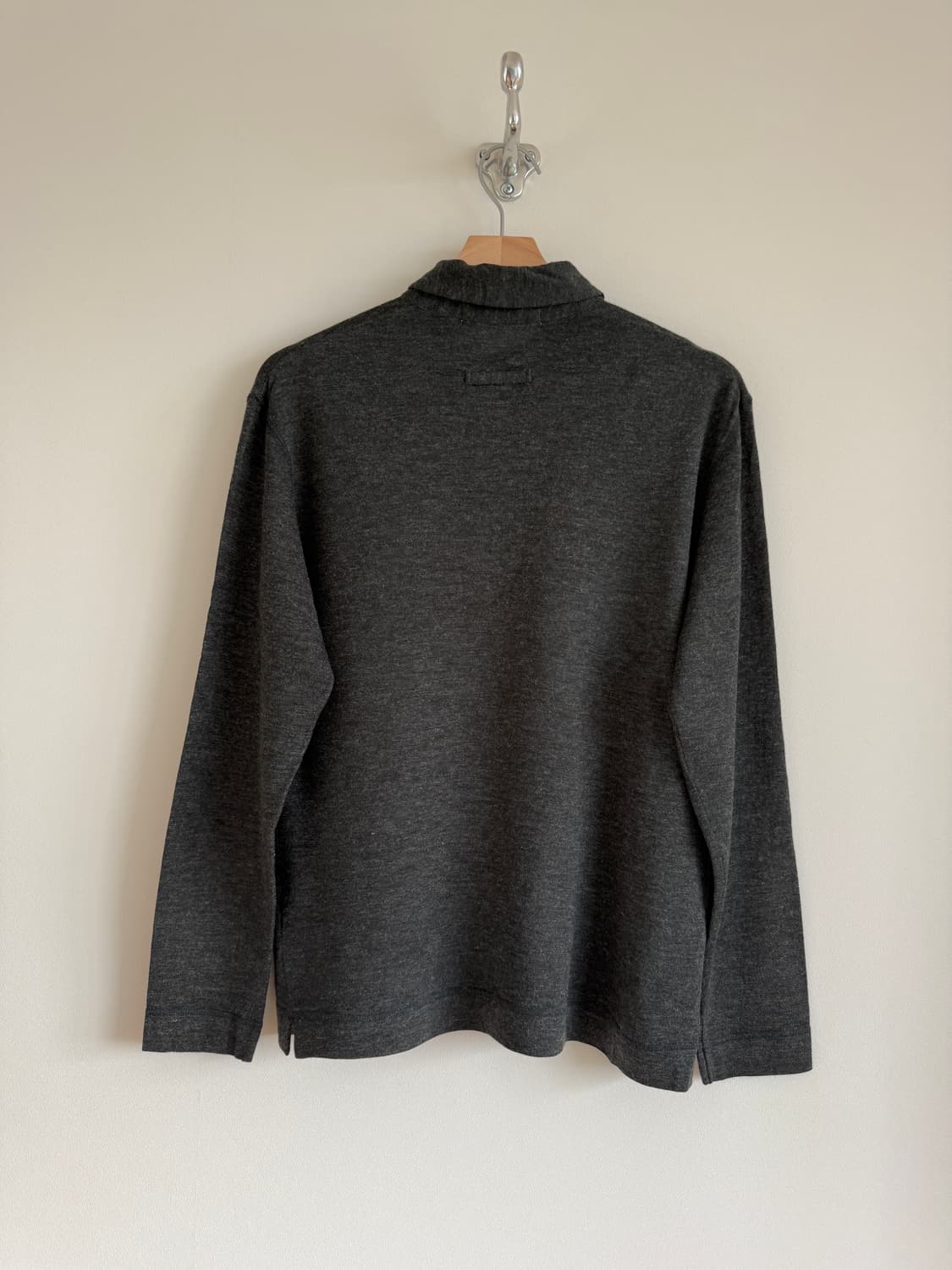 장 폴 고티에 옴므 카라 롱슬리브 상품이미지4