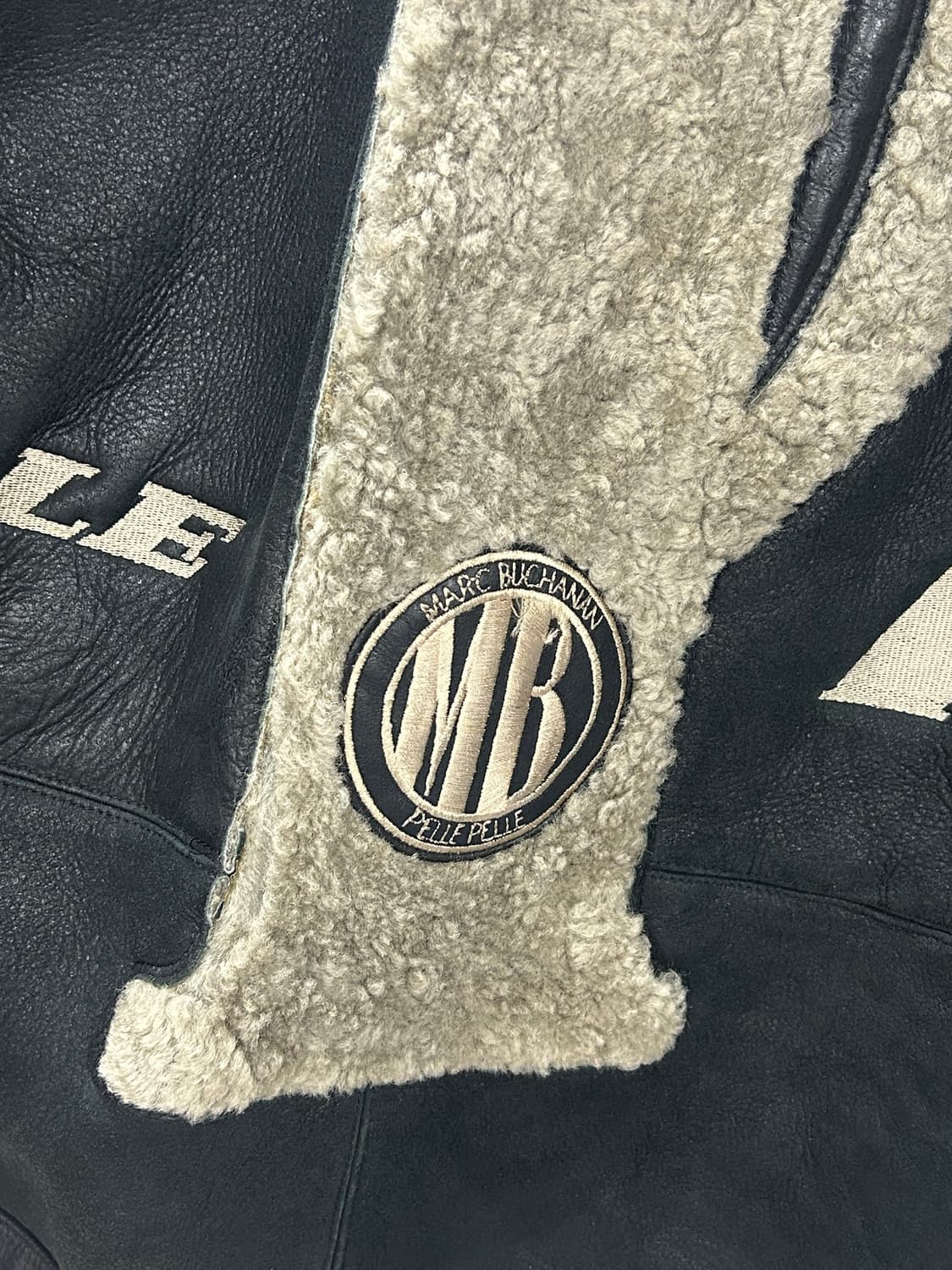 90s 펠레펠레 마크 뷰캐넌 리얼 무톤 자켓 상품이미지2