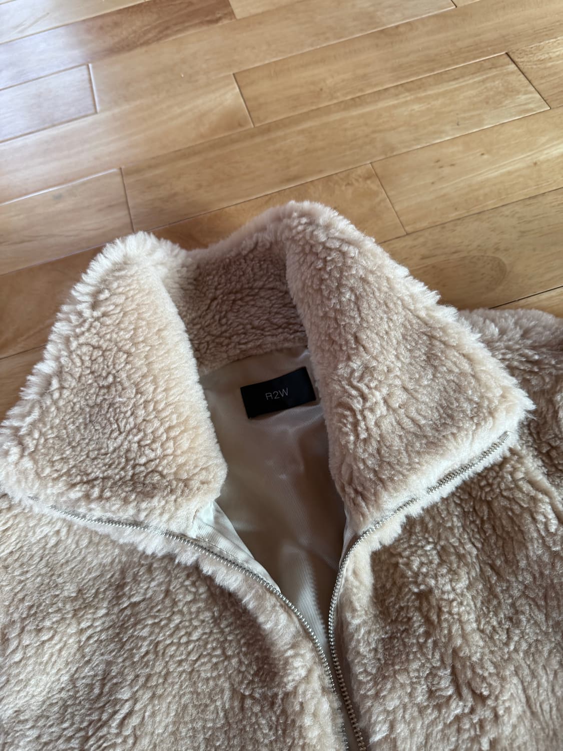 R2W falco 울 실크 후리스 새상품 상품이미지3