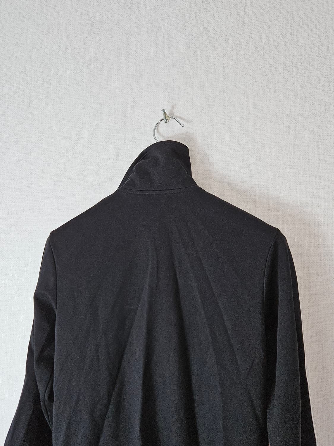 아디다스 검흰 트랙탑 져지 트레이닝 남성 100 상품이미지4