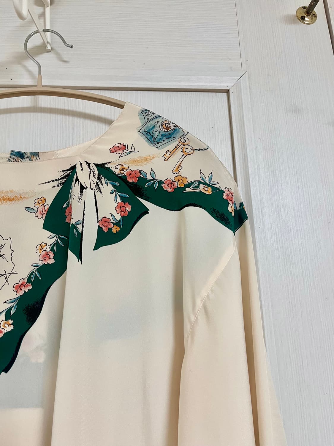 아이보리 빈티지 패턴 블라우스 상품이미지5