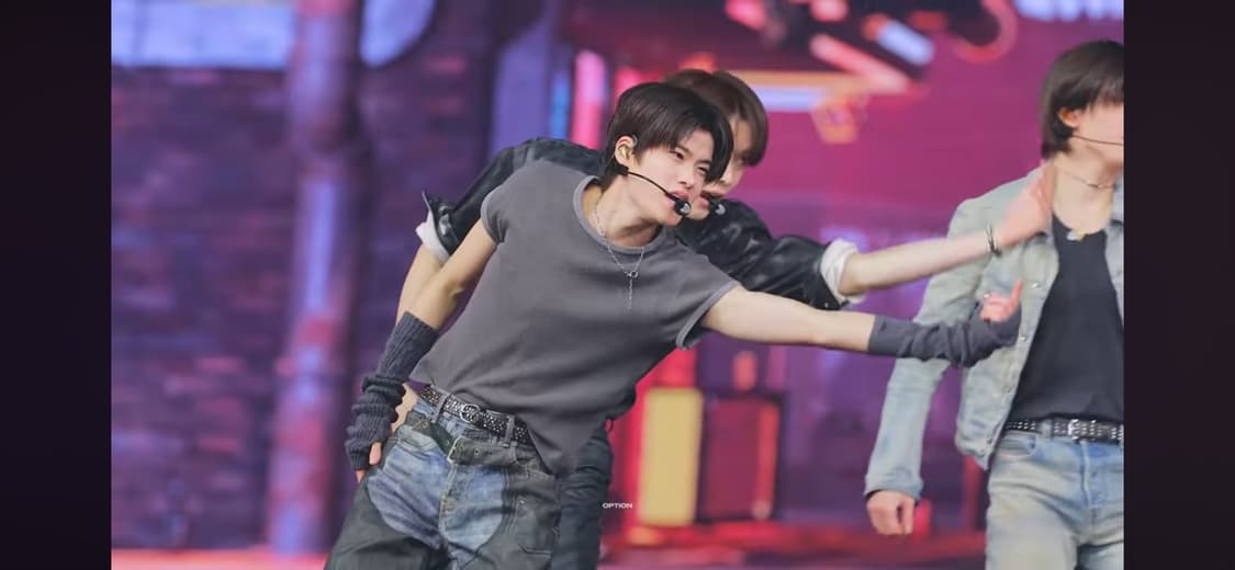 아크네 반팔 티셔츠 xl 상품이미지2